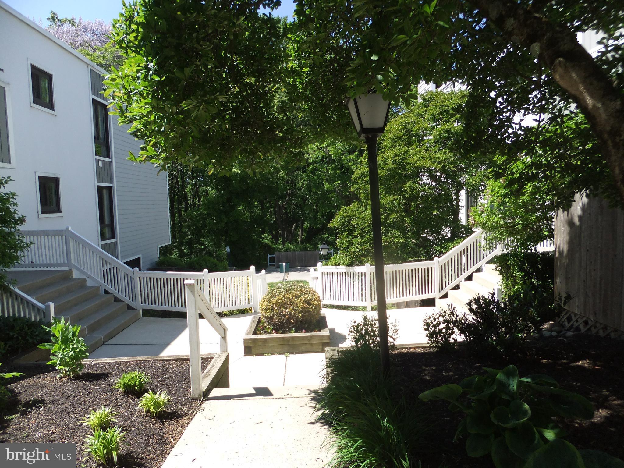 OAK HILL - Residential