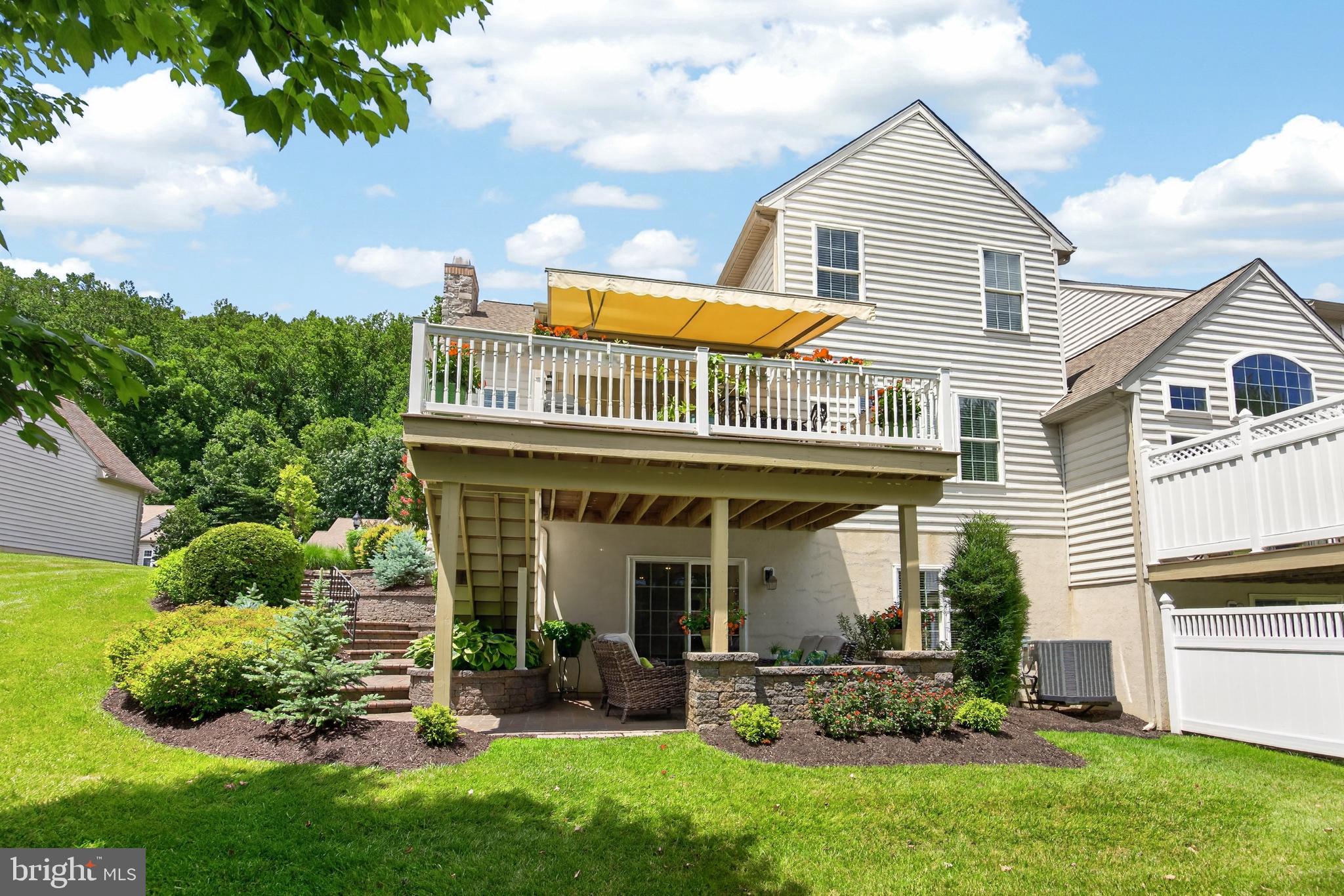 THE WOODS AT ROCK RAYMOND - Residential