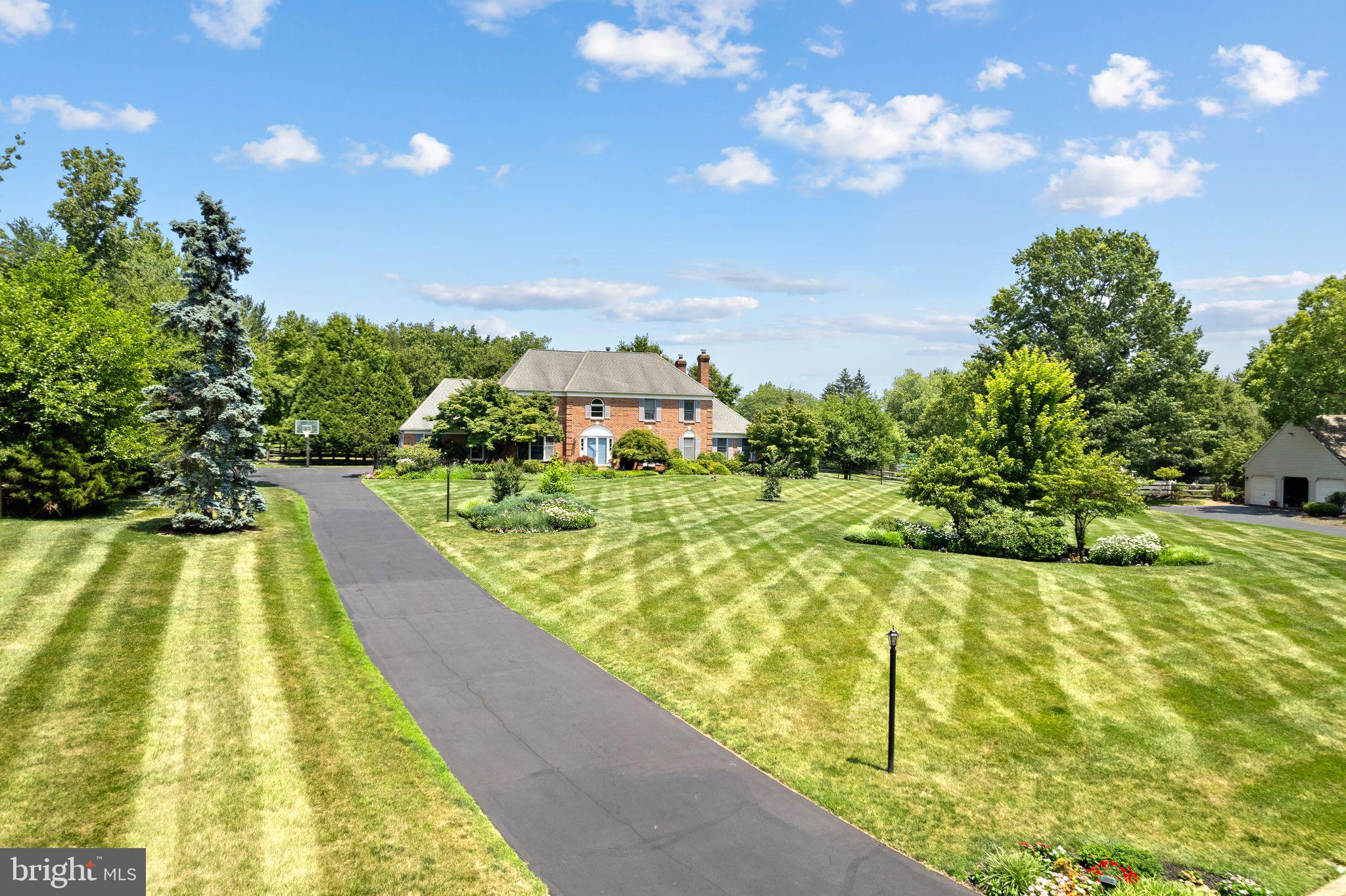 GWYNEDD KNOLL - Residential