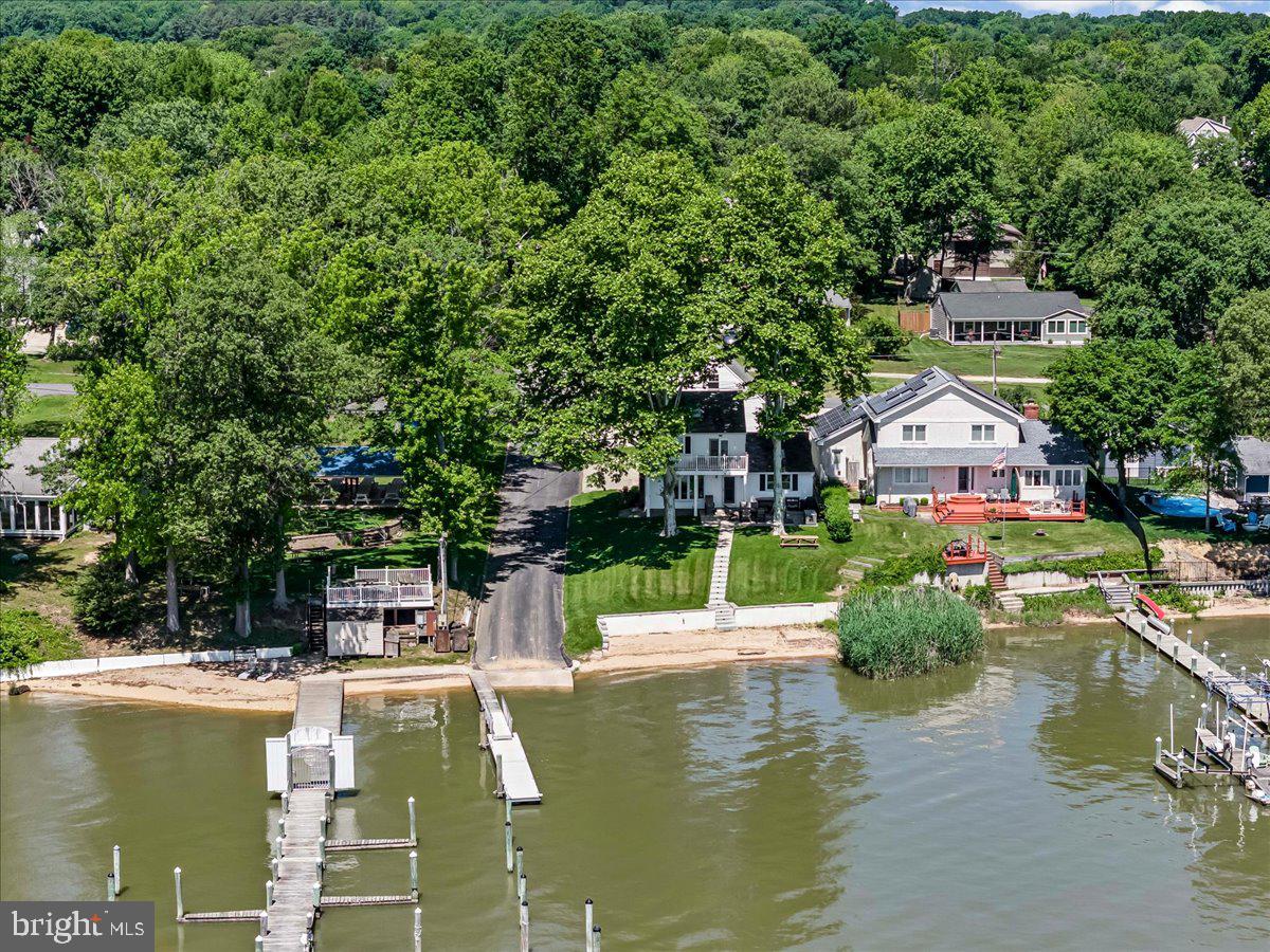 ELKMORE - Residential