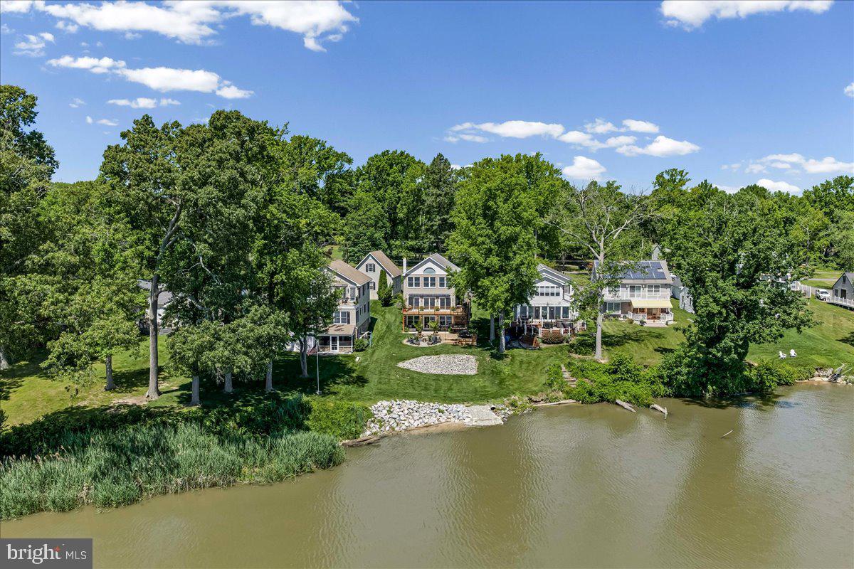 ELKMORE - Residential