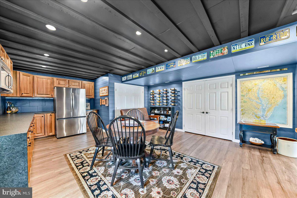 ELKMORE - Residential