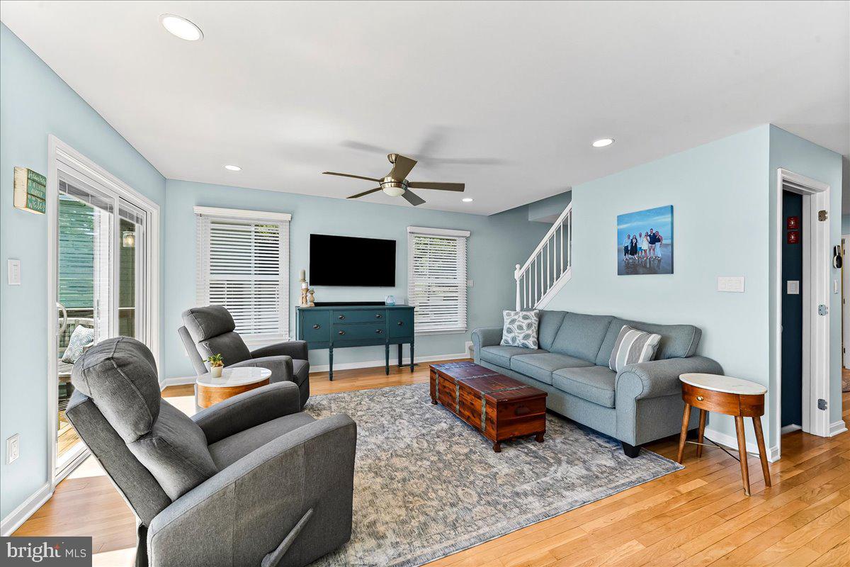 ELKMORE - Residential
