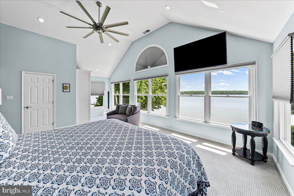 ELKMORE - Residential