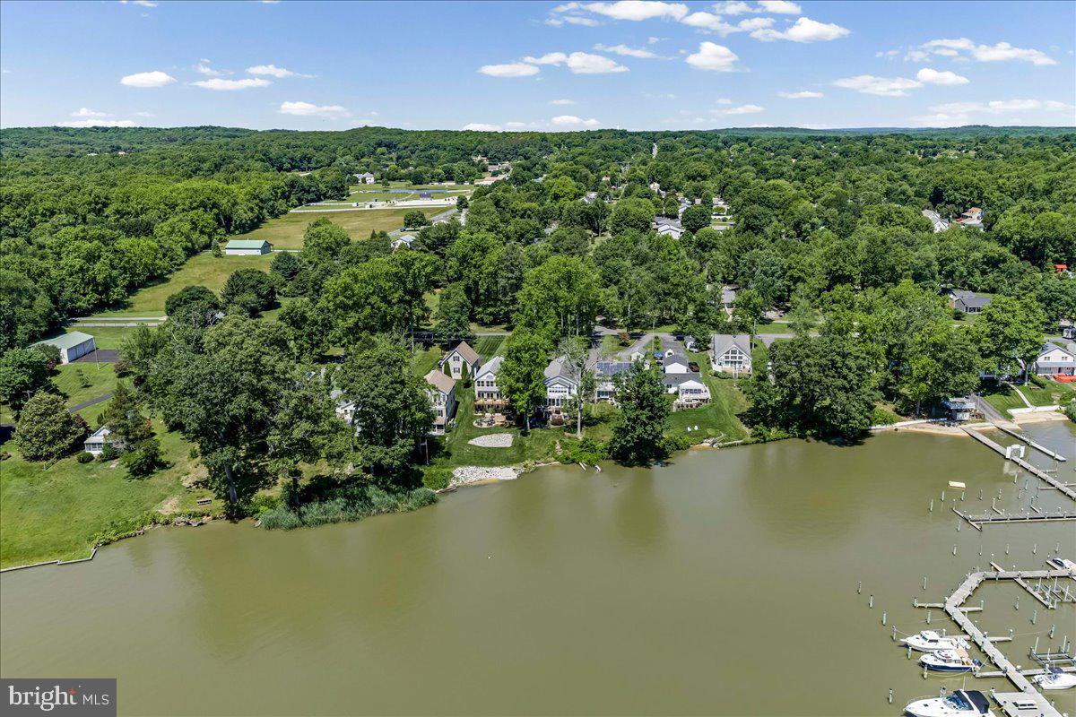 ELKMORE - Residential