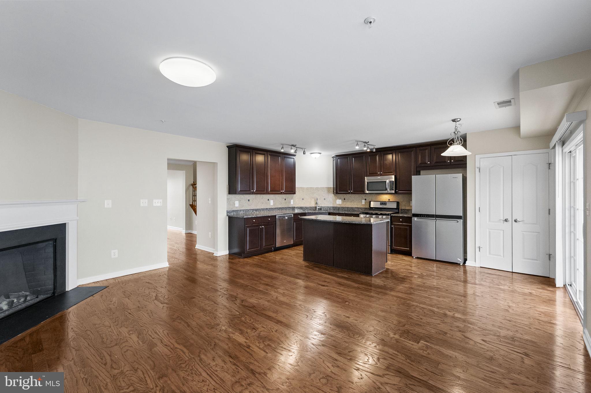 ARORA HILLS - Residential