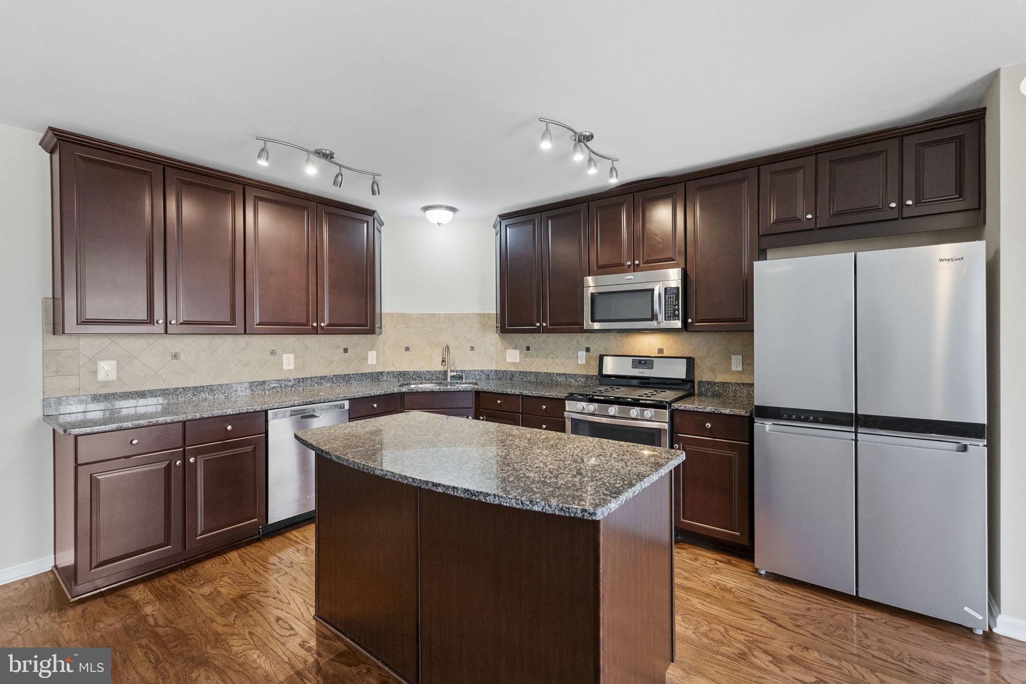 ARORA HILLS - Residential