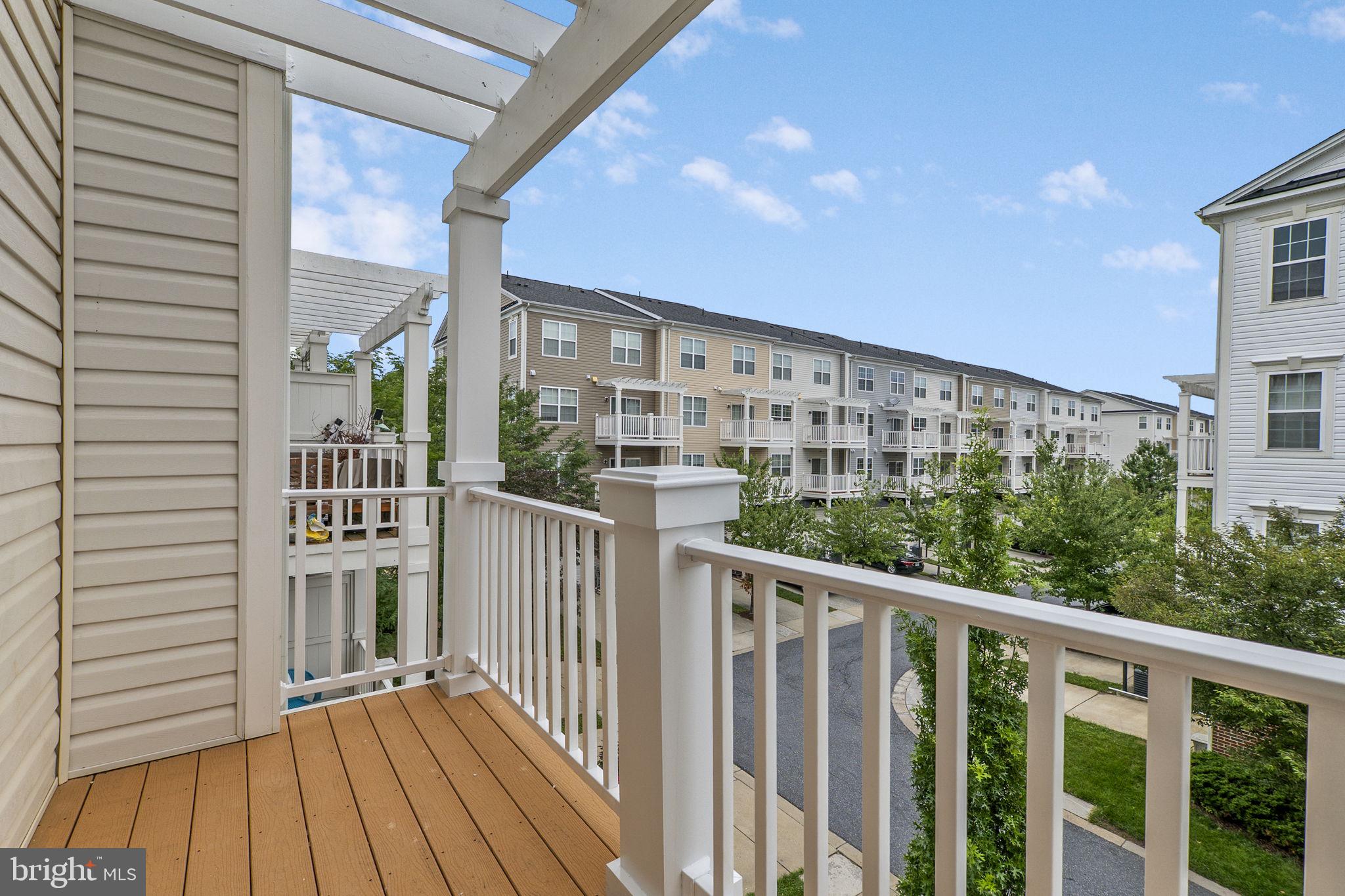 ARORA HILLS - Residential