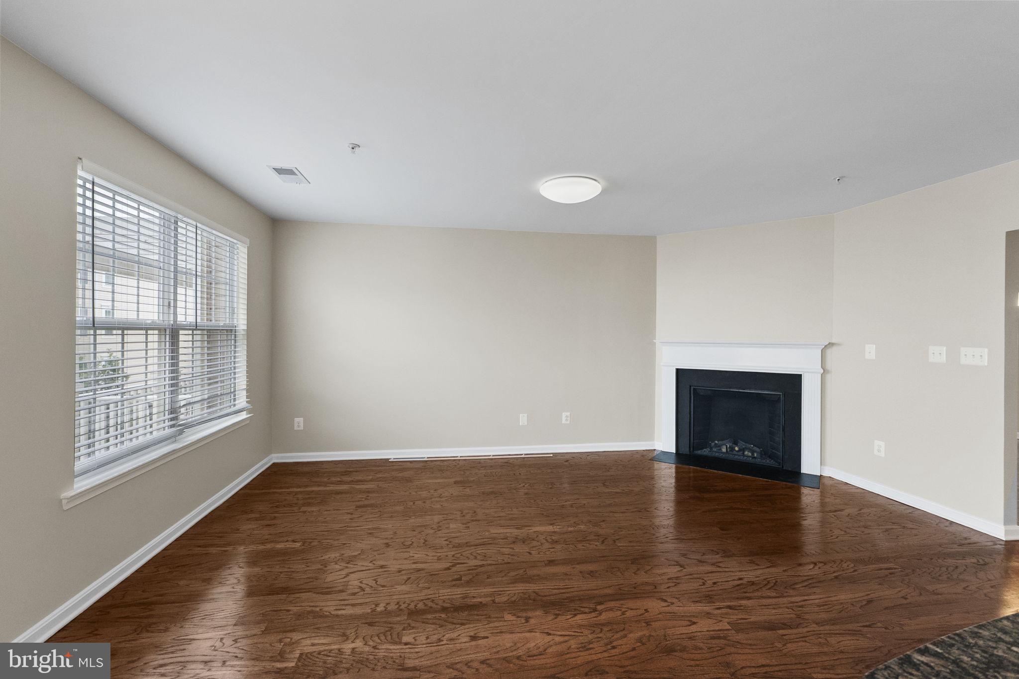 ARORA HILLS - Residential