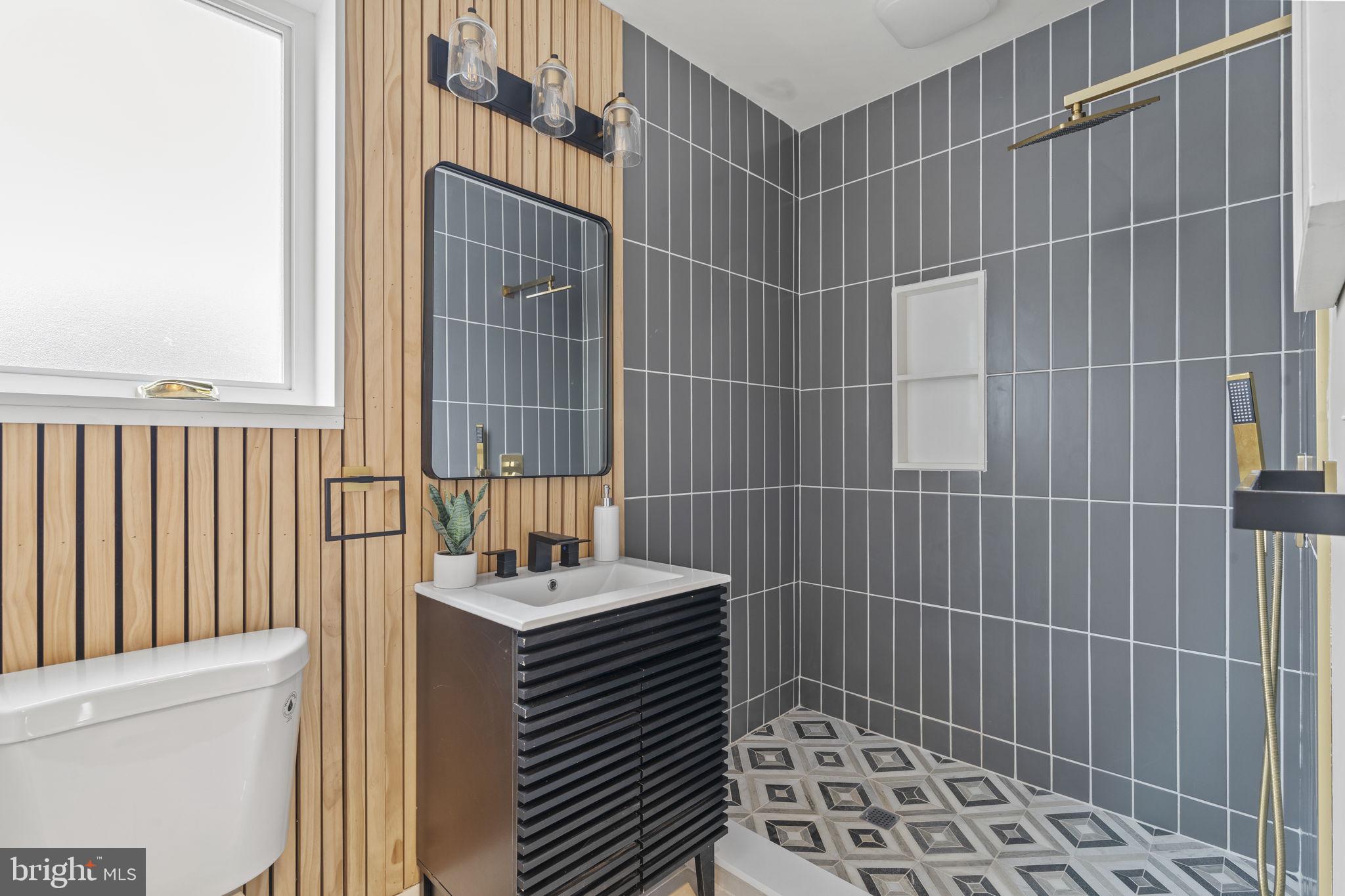 EAST PASSYUNK CROSSING - Residential