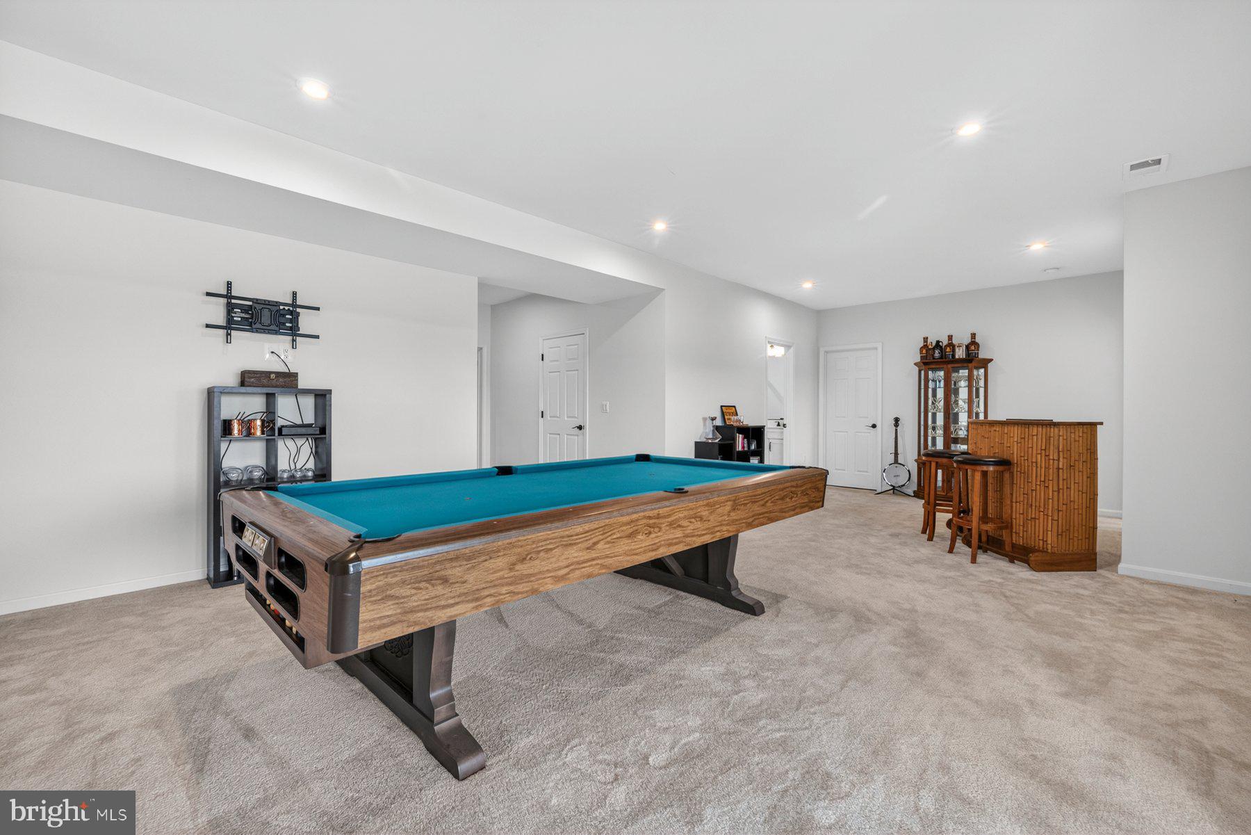 SOUTHERN HILLS - Residential