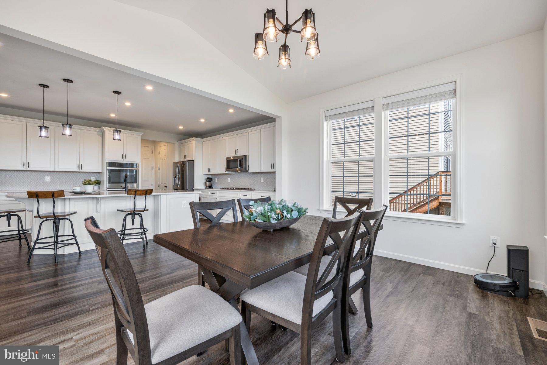SOUTHERN HILLS - Residential