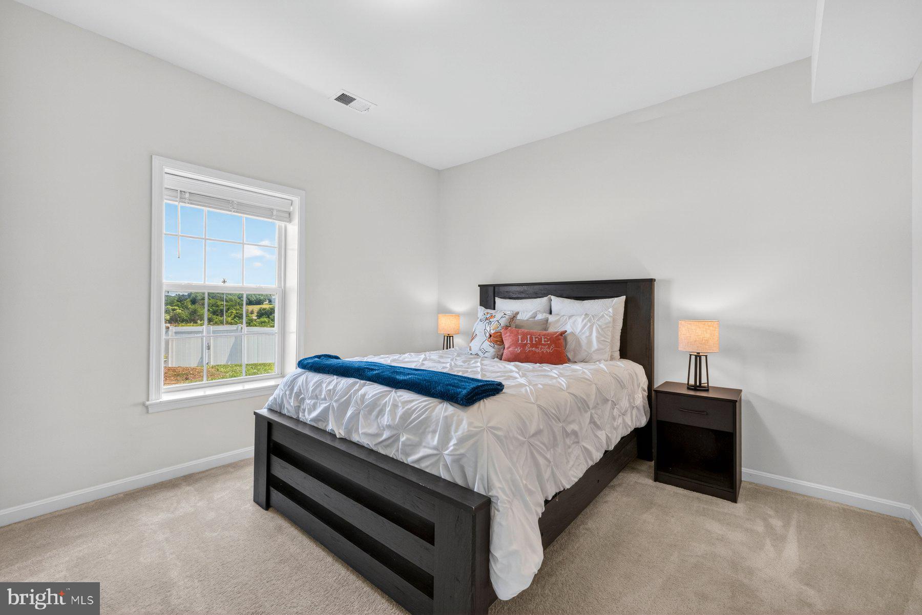 SOUTHERN HILLS - Residential
