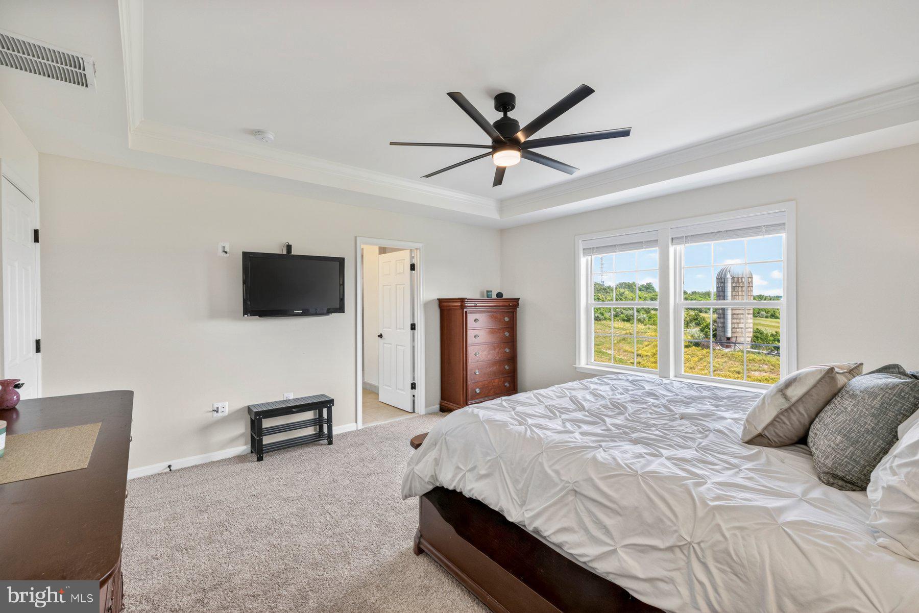 SOUTHERN HILLS - Residential