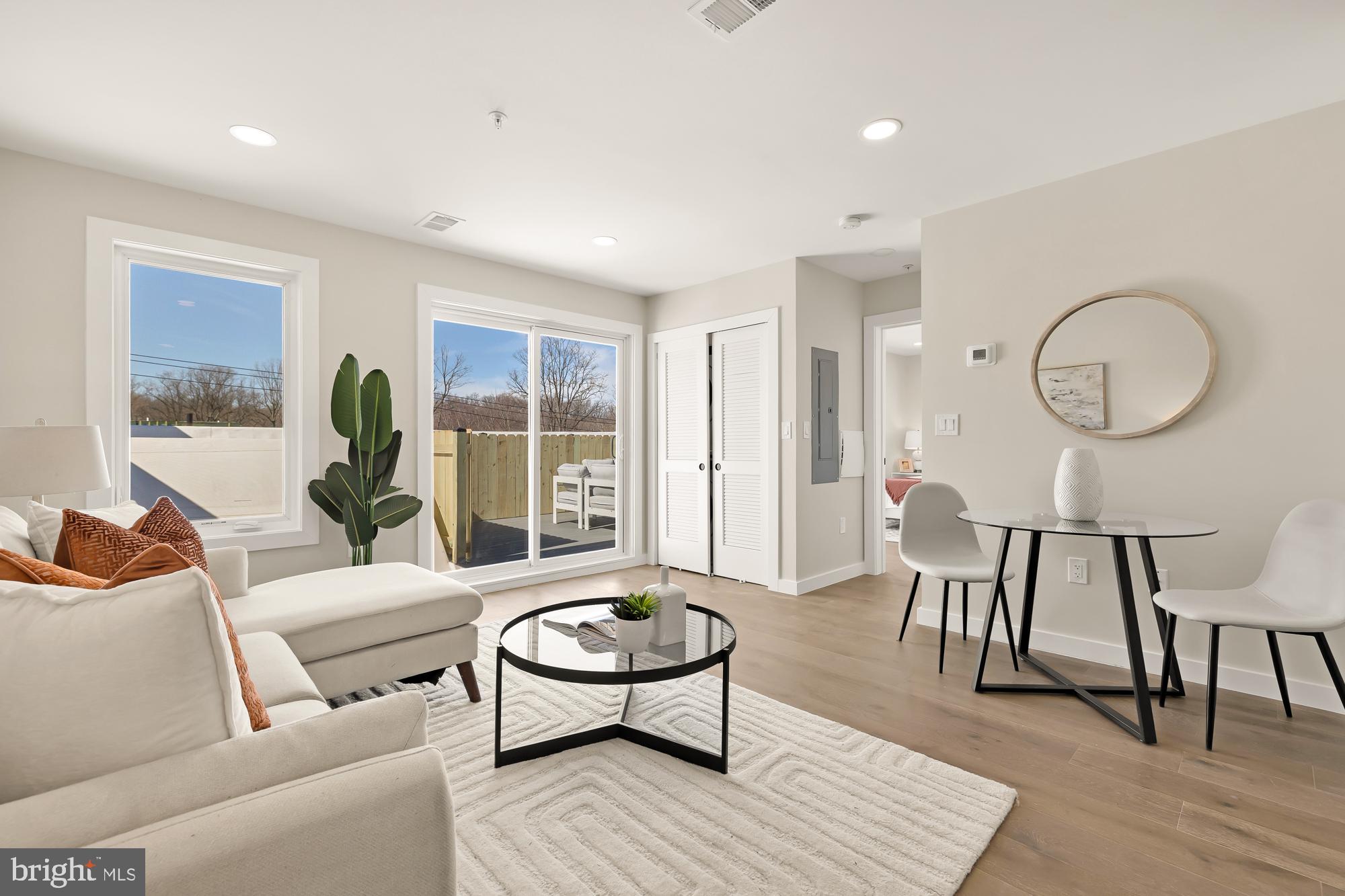 GLOVER PARK - Residential