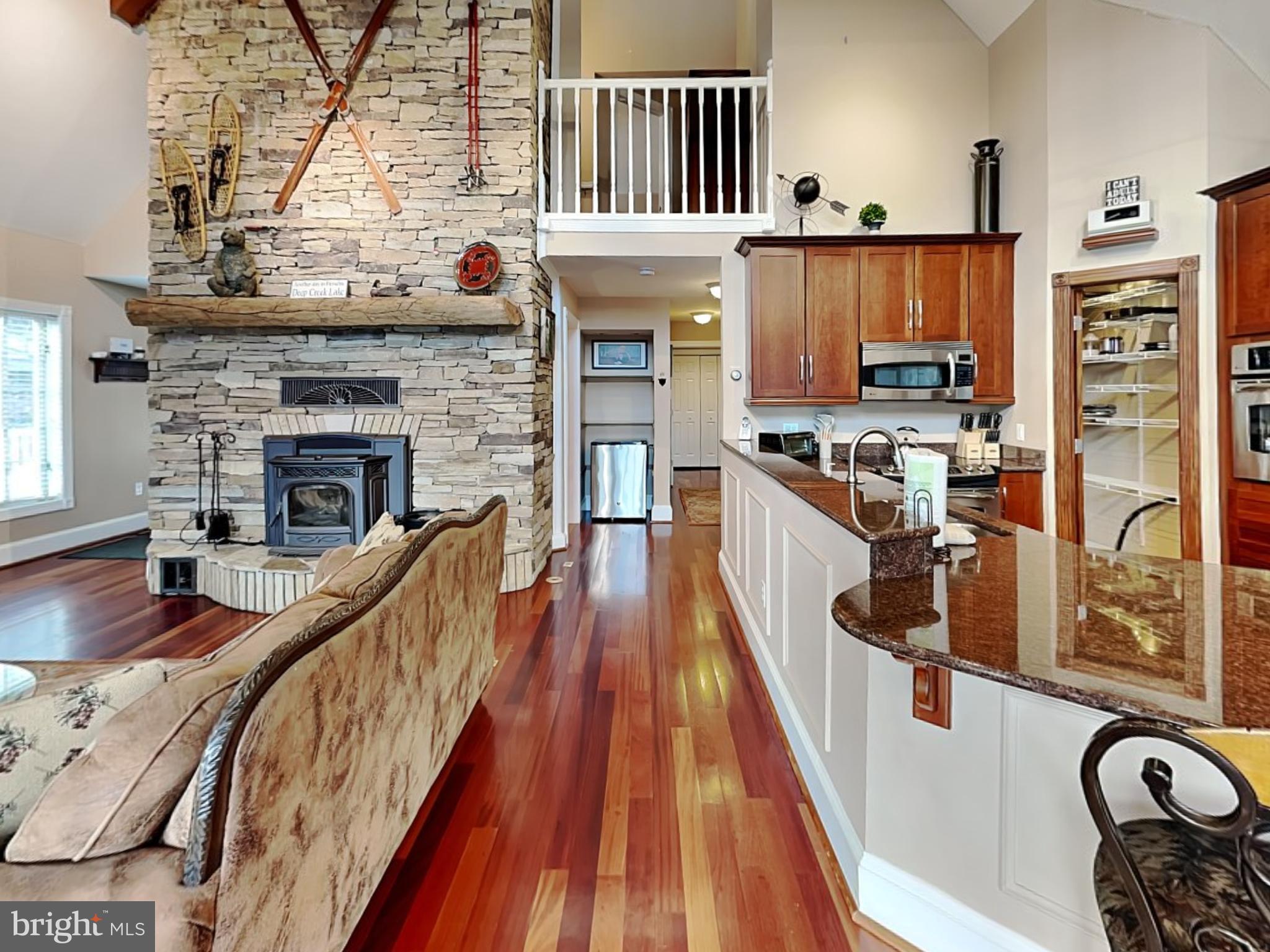 SHINGLE CAMP TERRACE - Residential