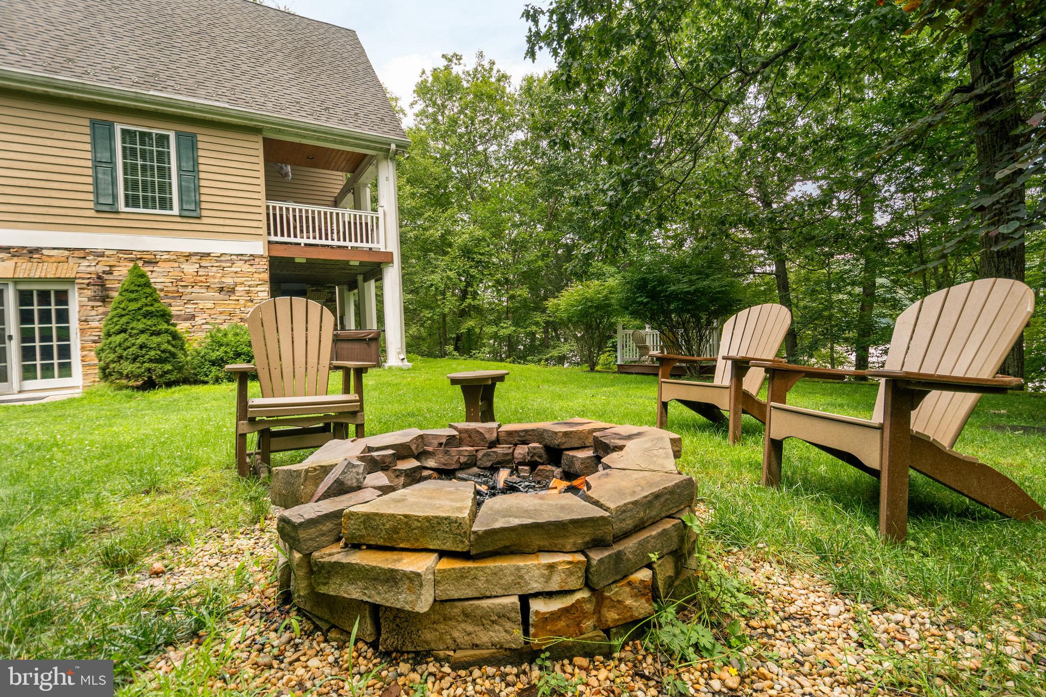 SHINGLE CAMP TERRACE - Residential