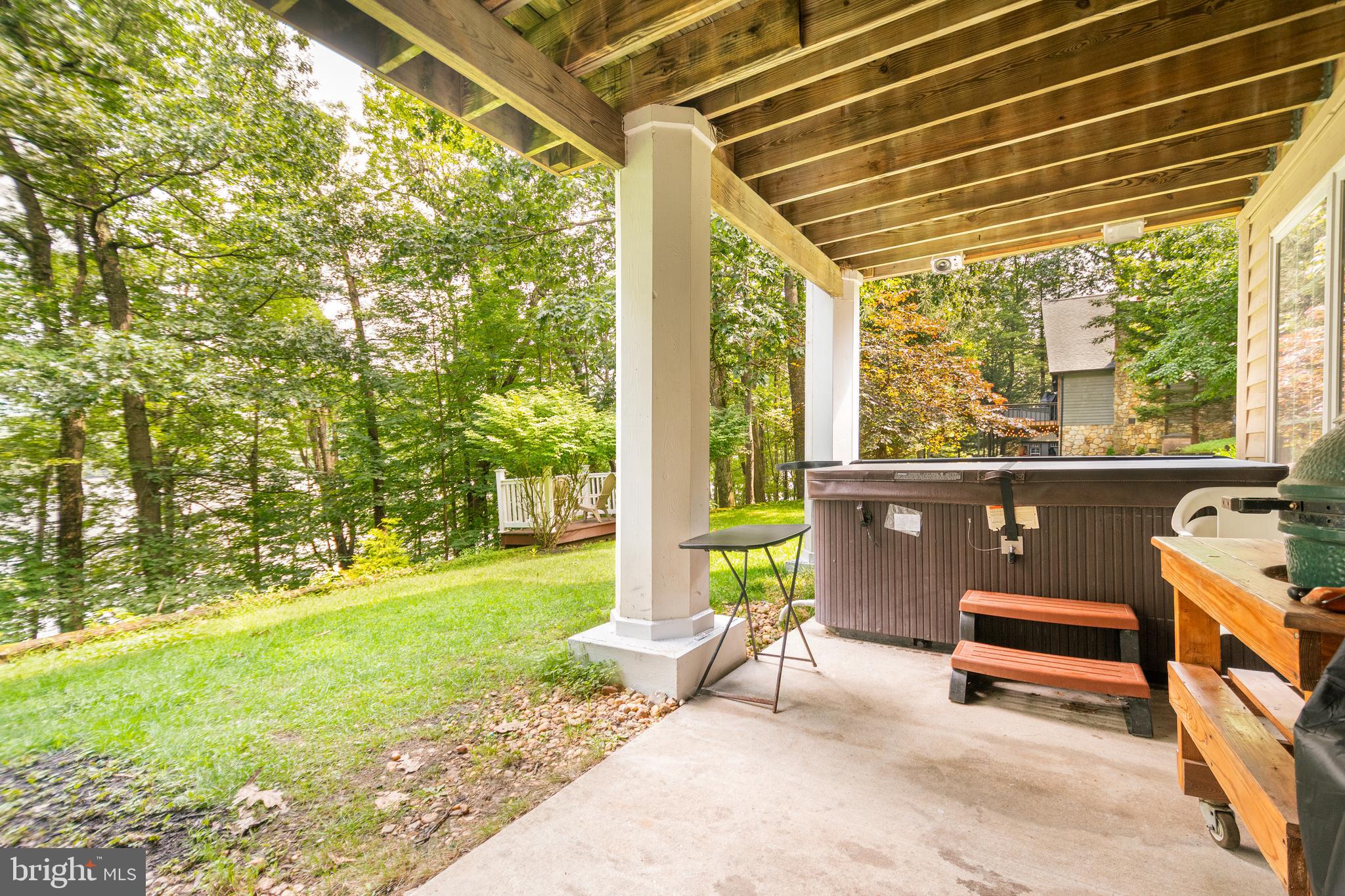 SHINGLE CAMP TERRACE - Residential