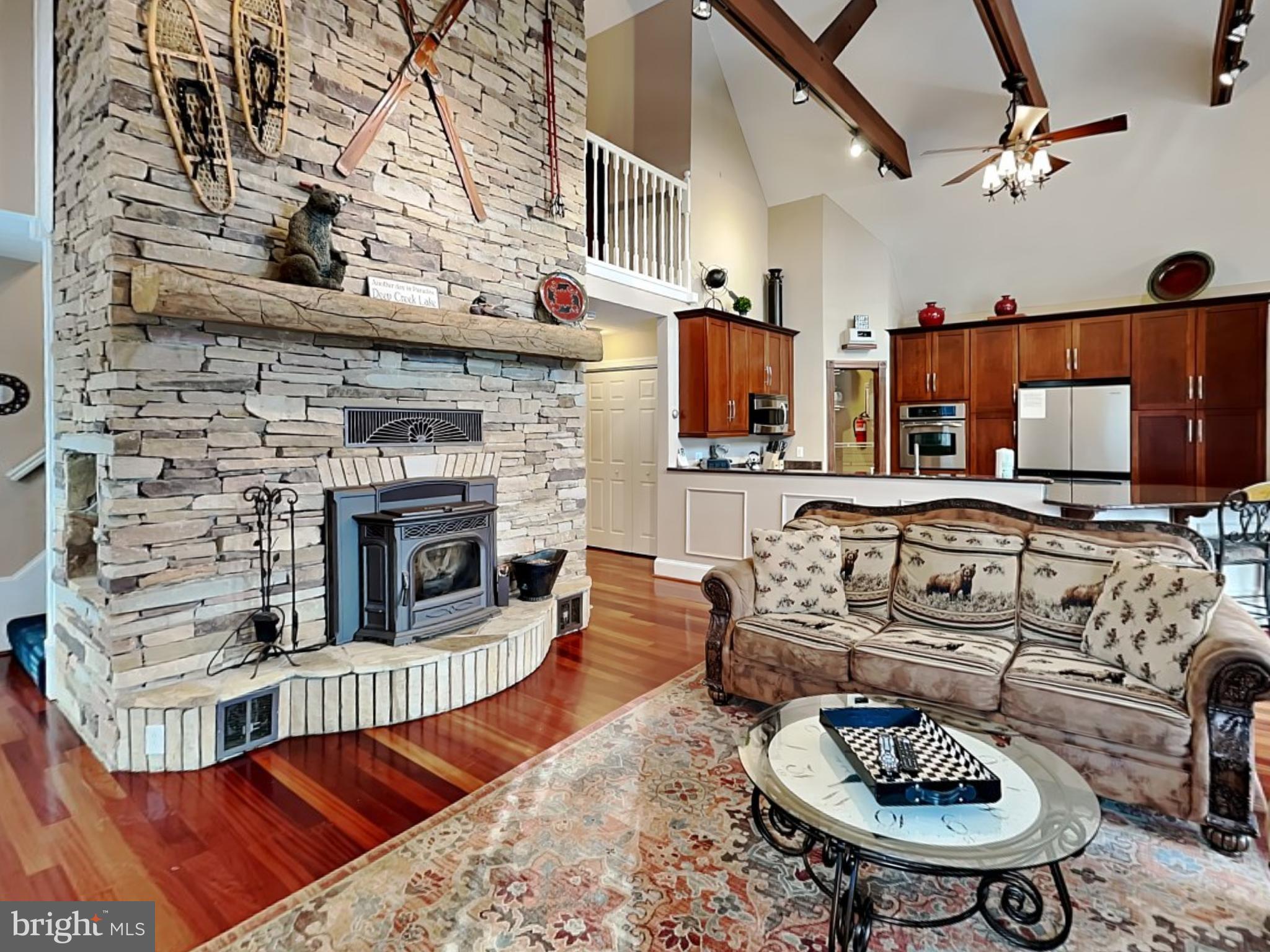 SHINGLE CAMP TERRACE - Residential