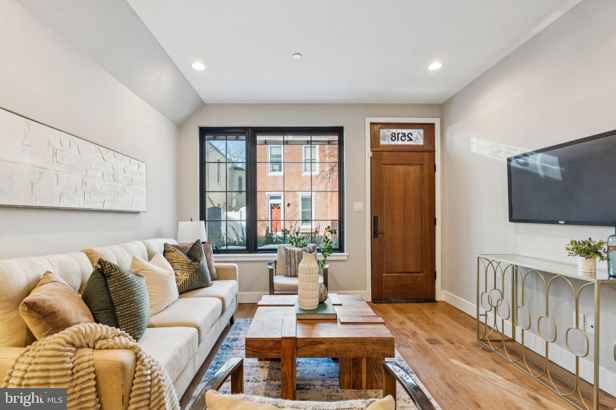 FITLER SQUARE - Residential