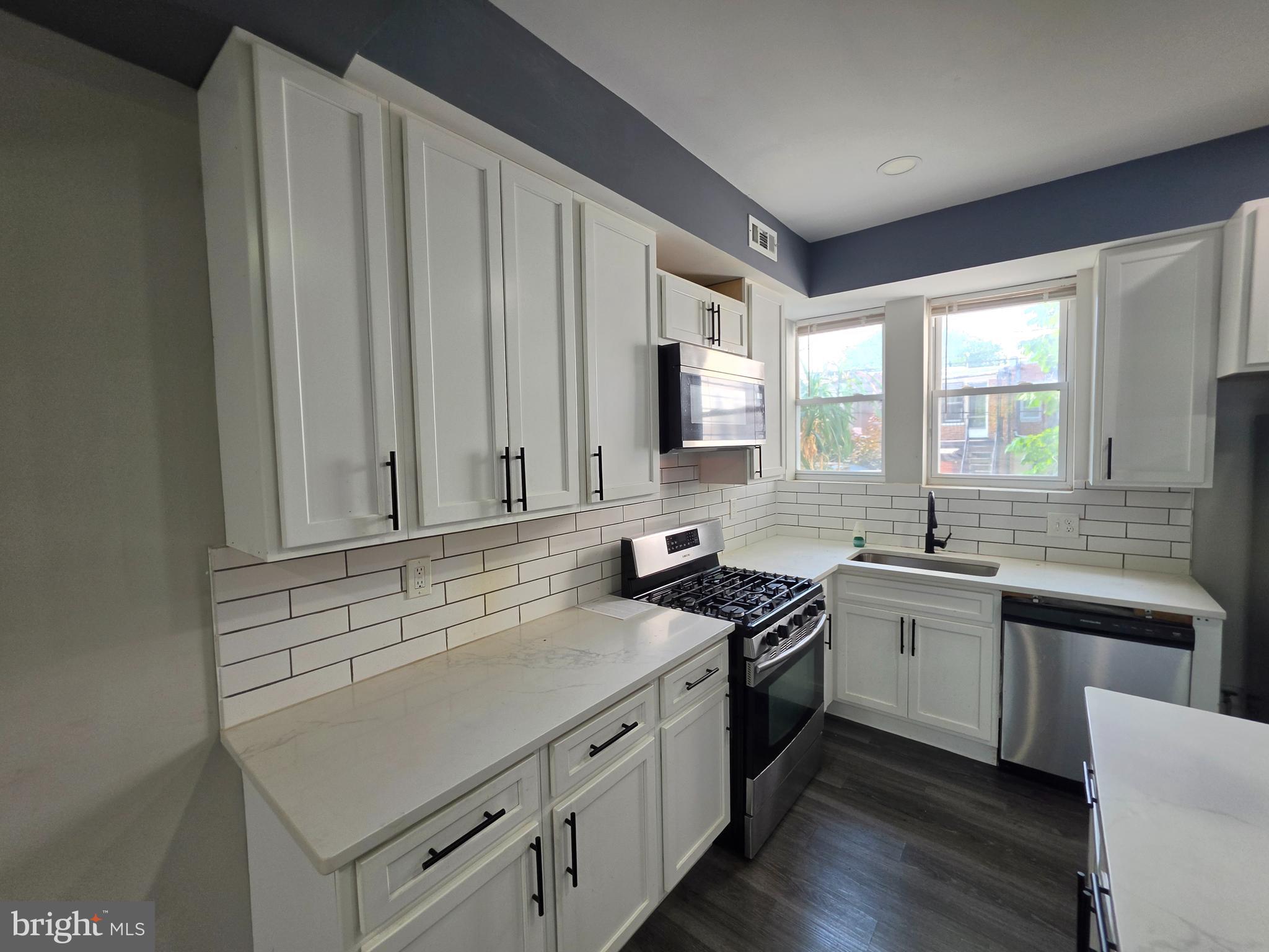 PARK HEIGHTS - Residential