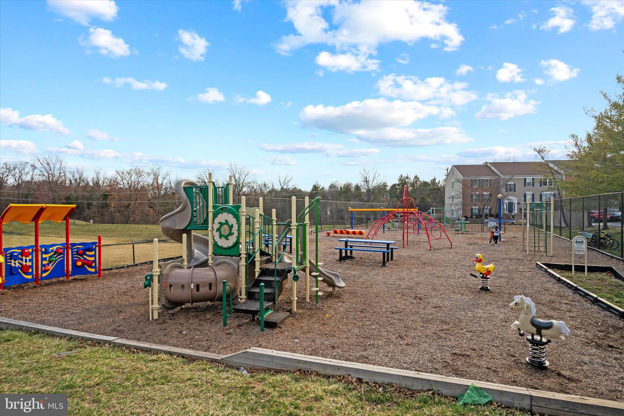 FOX CHAPEL AT TUDOR KNOLLS - Residential
