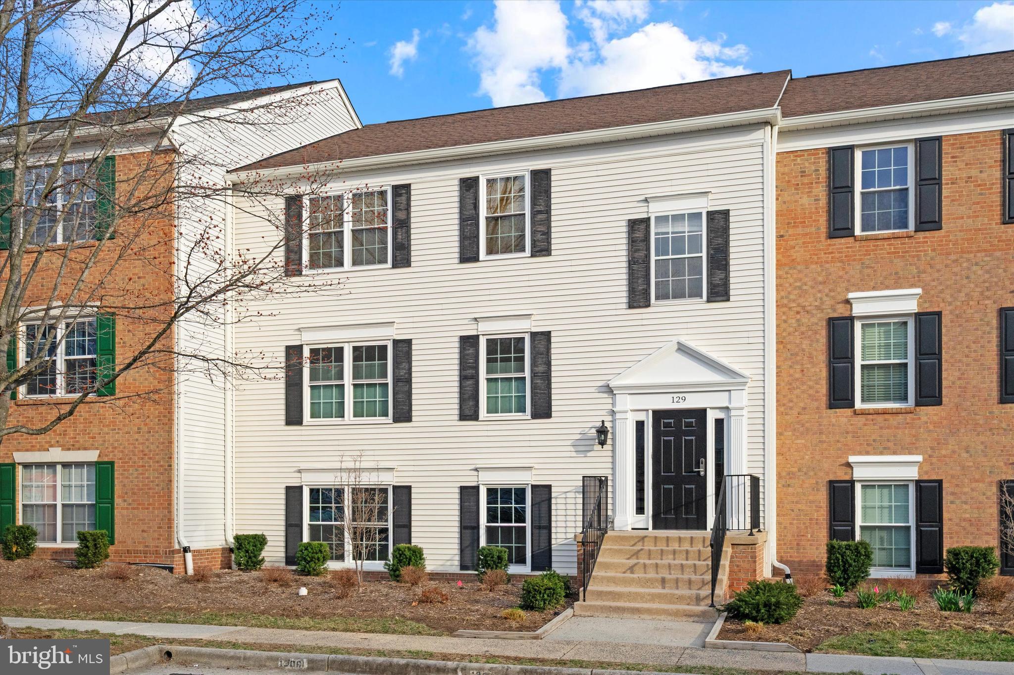 FOX CHAPEL AT TUDOR KNOLLS - Residential