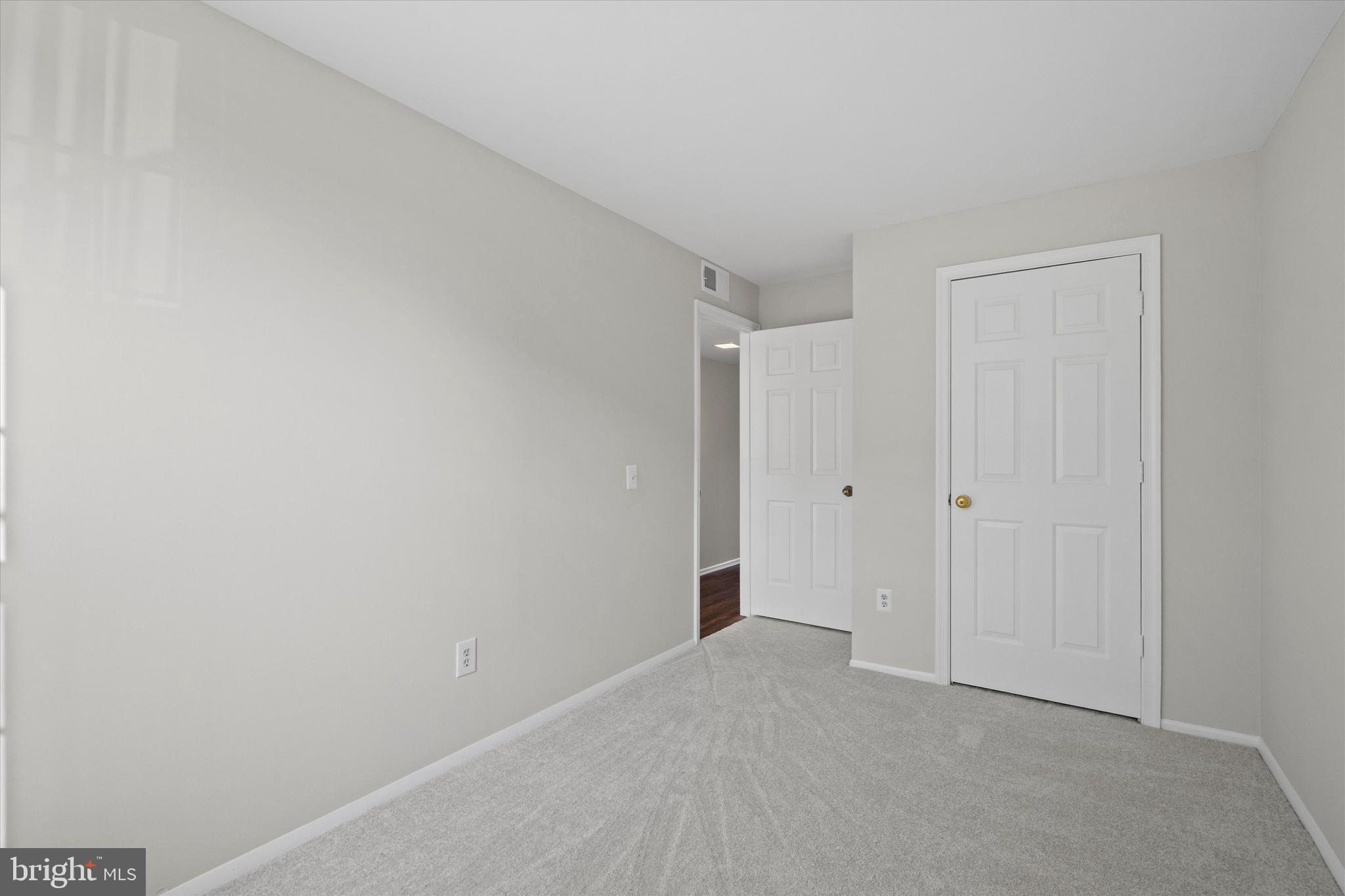 FOX CHAPEL AT TUDOR KNOLLS - Residential