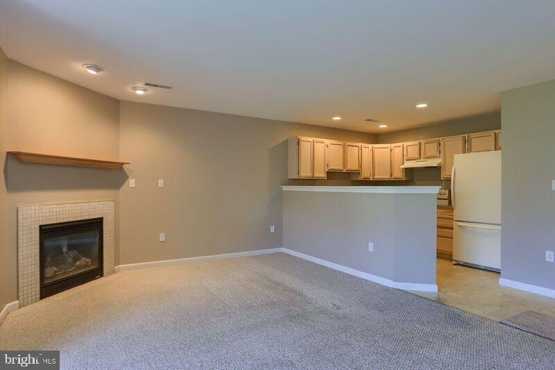 QUAIL HOLLOW - Residential