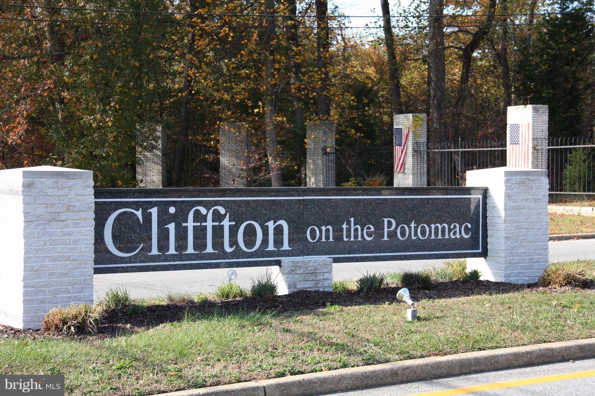 CLIFFTON ON THE POTOMAC - Land
