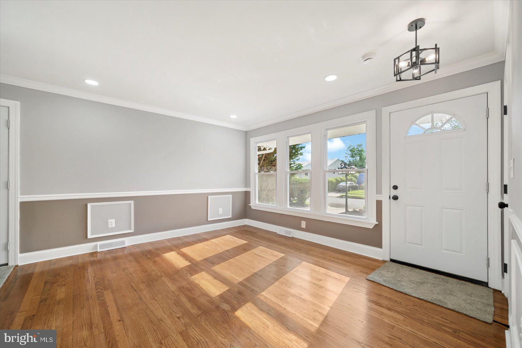 WINDSOR - Residential
