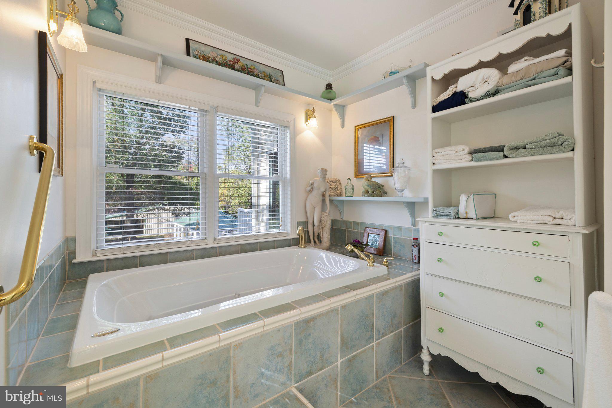 DRAKE, J B - LAUREL HILL A/K/A - Residential