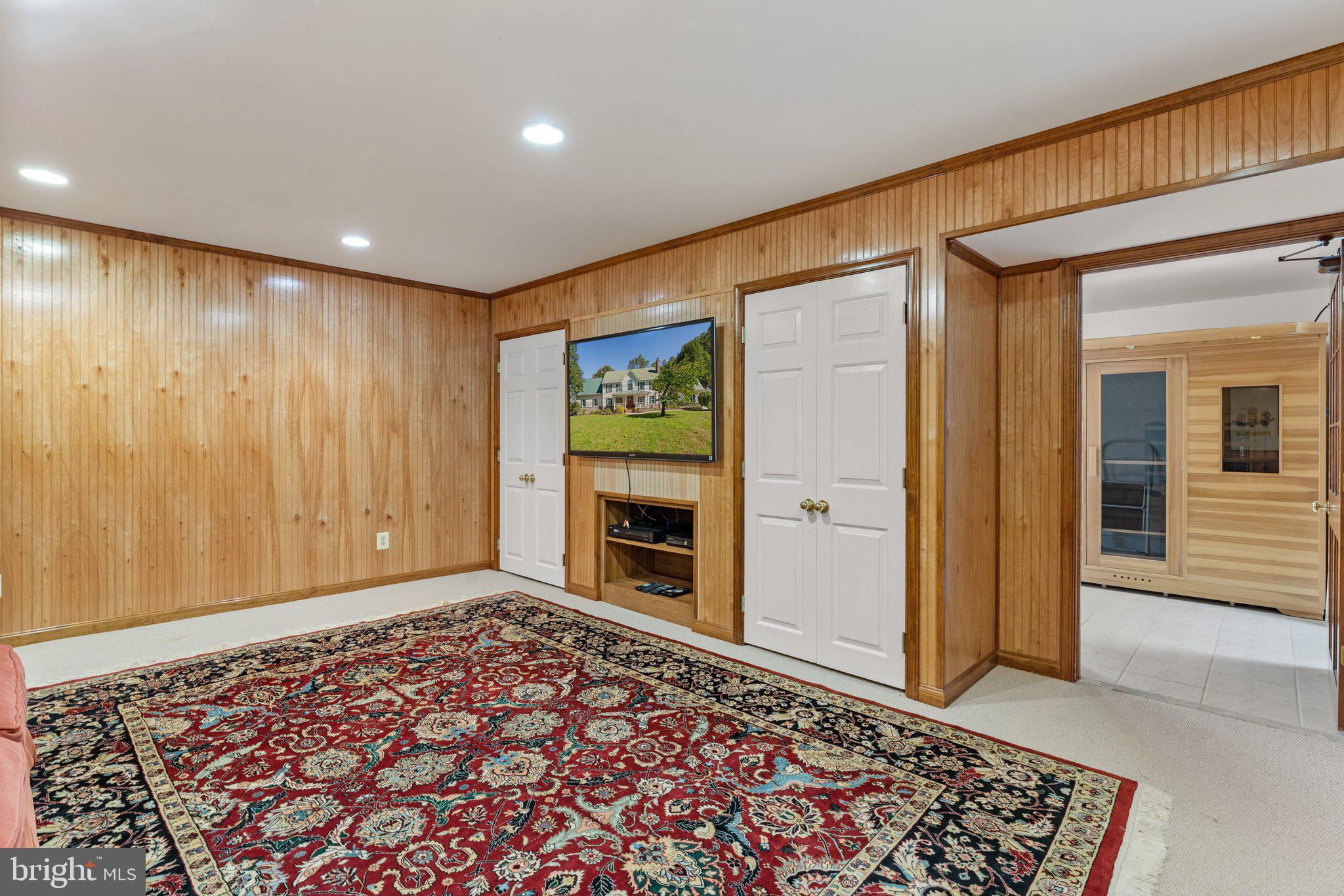 DRAKE, J B - LAUREL HILL A/K/A - Residential