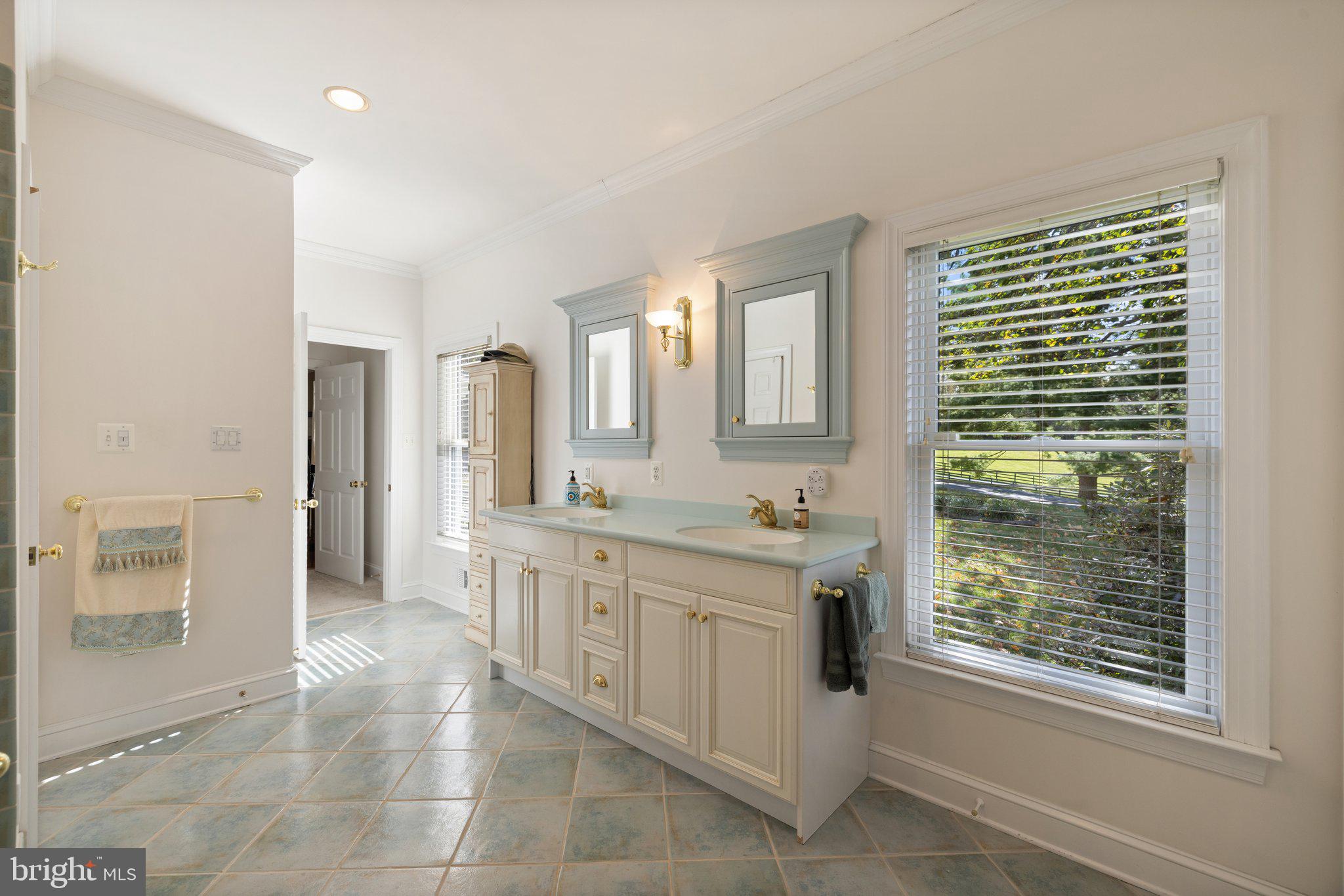 DRAKE, J B - LAUREL HILL A/K/A - Residential