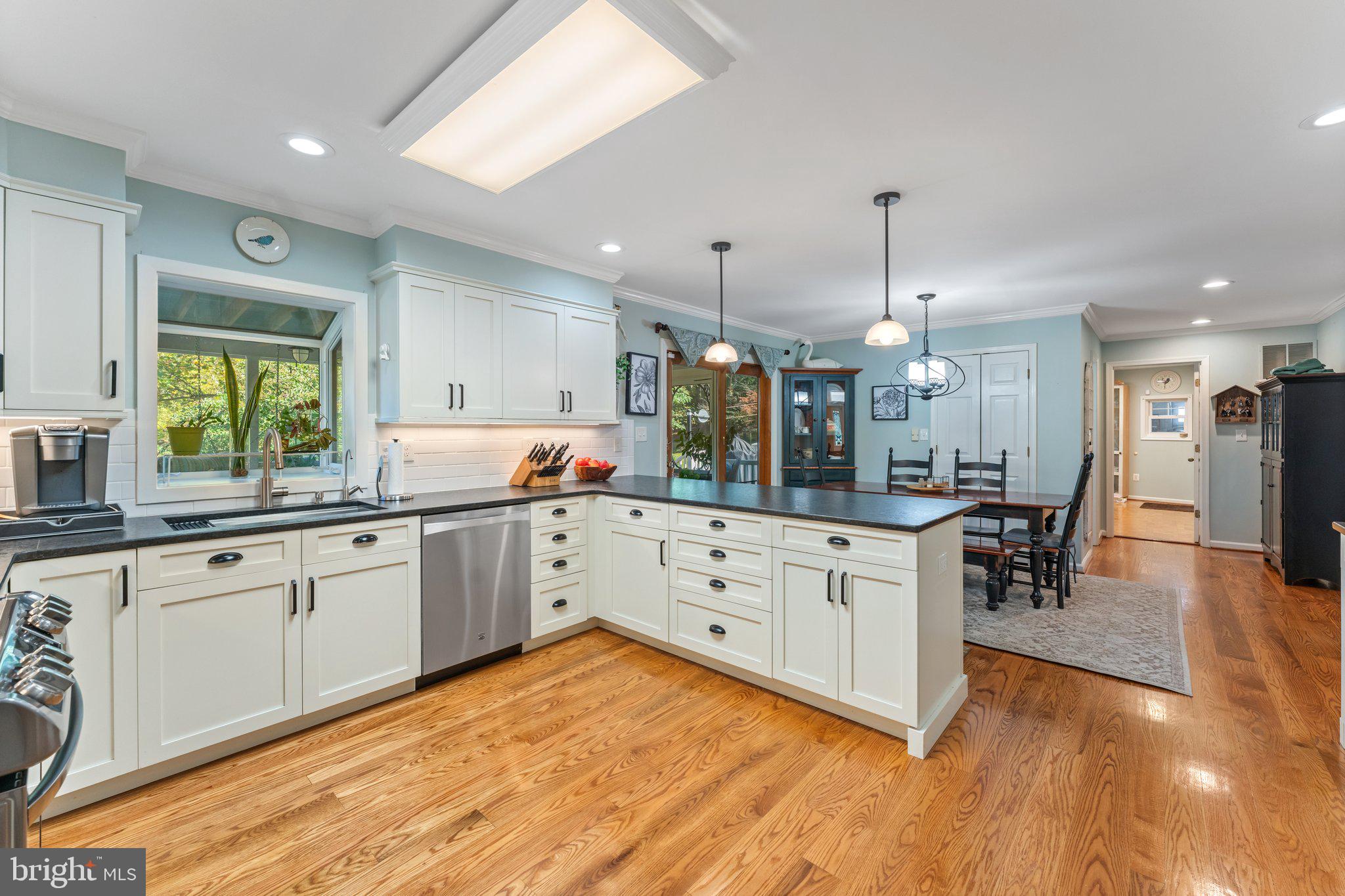 DRAKE, J B - LAUREL HILL A/K/A - Residential