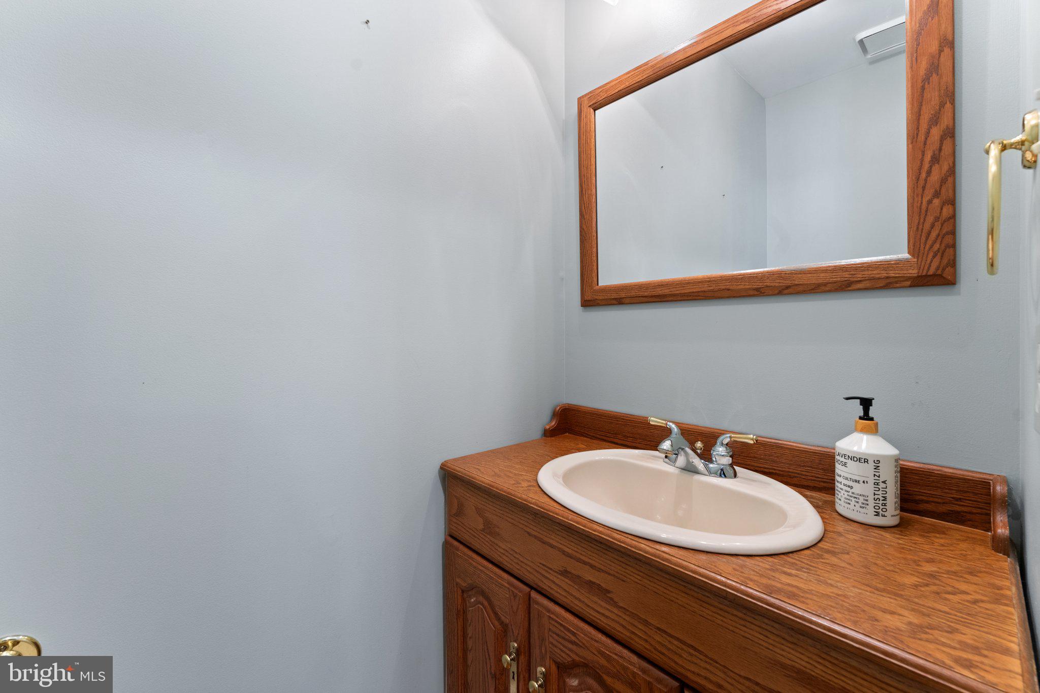 DRAKE, J B - LAUREL HILL A/K/A - Residential