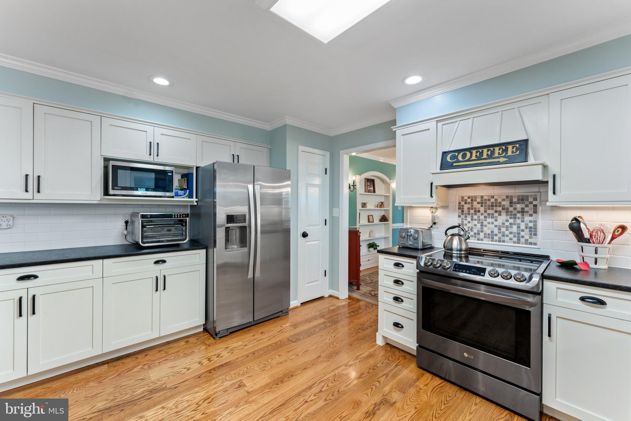 DRAKE, J B - LAUREL HILL A/K/A - Residential