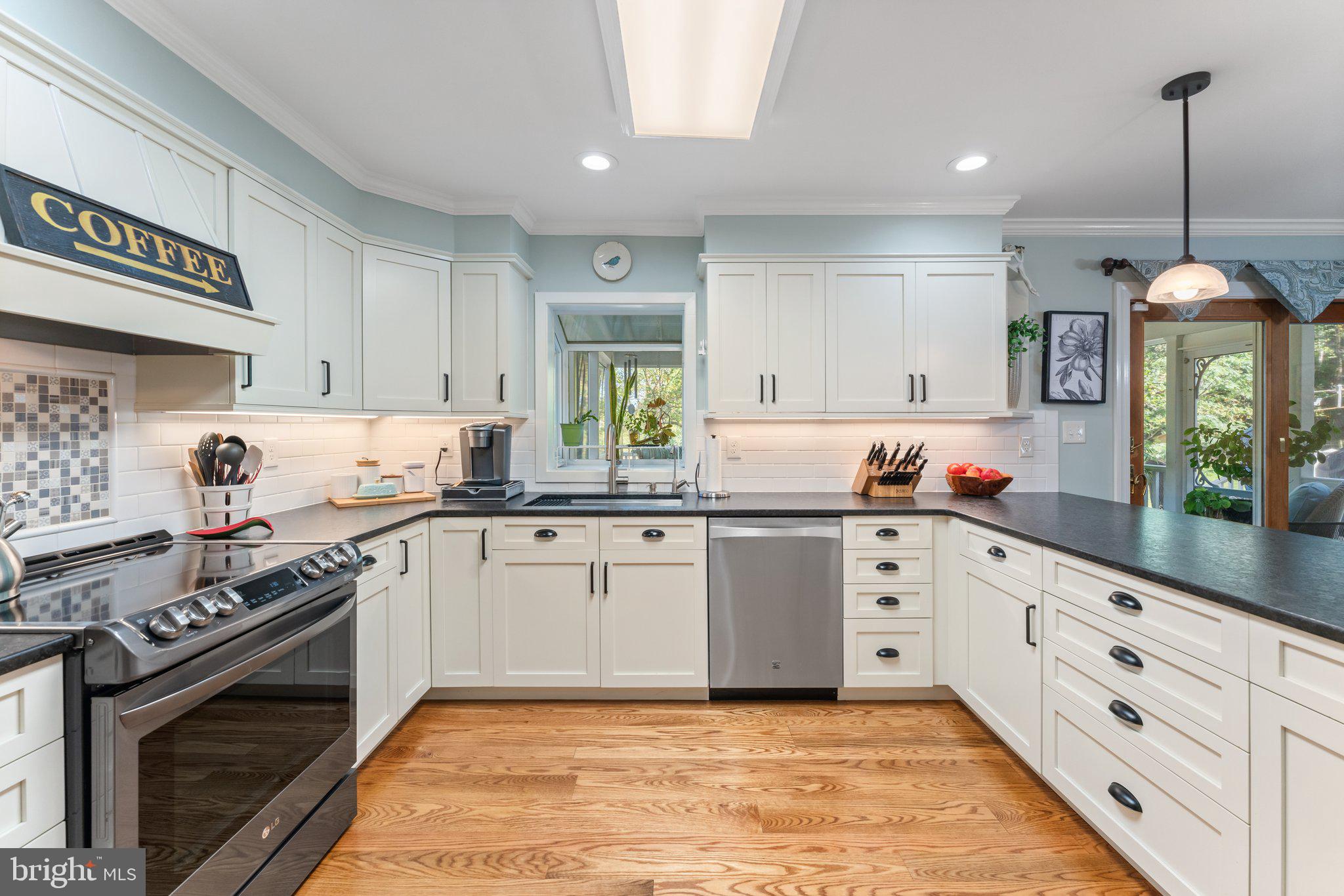 DRAKE, J B - LAUREL HILL A/K/A - Residential