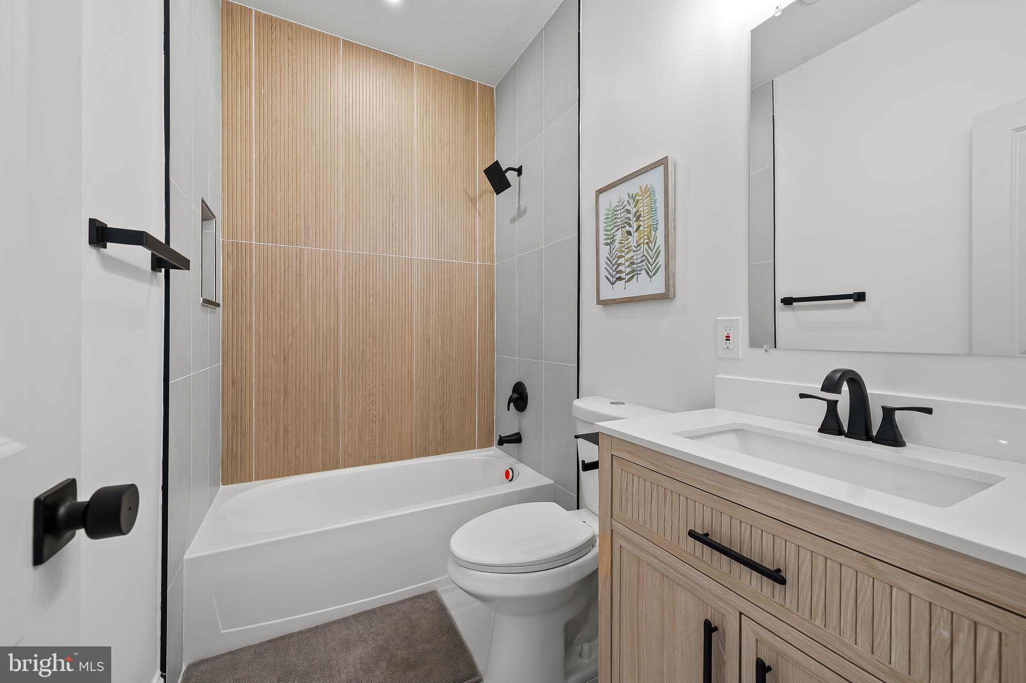 SANDTOWN-WINCHESTER - Residential