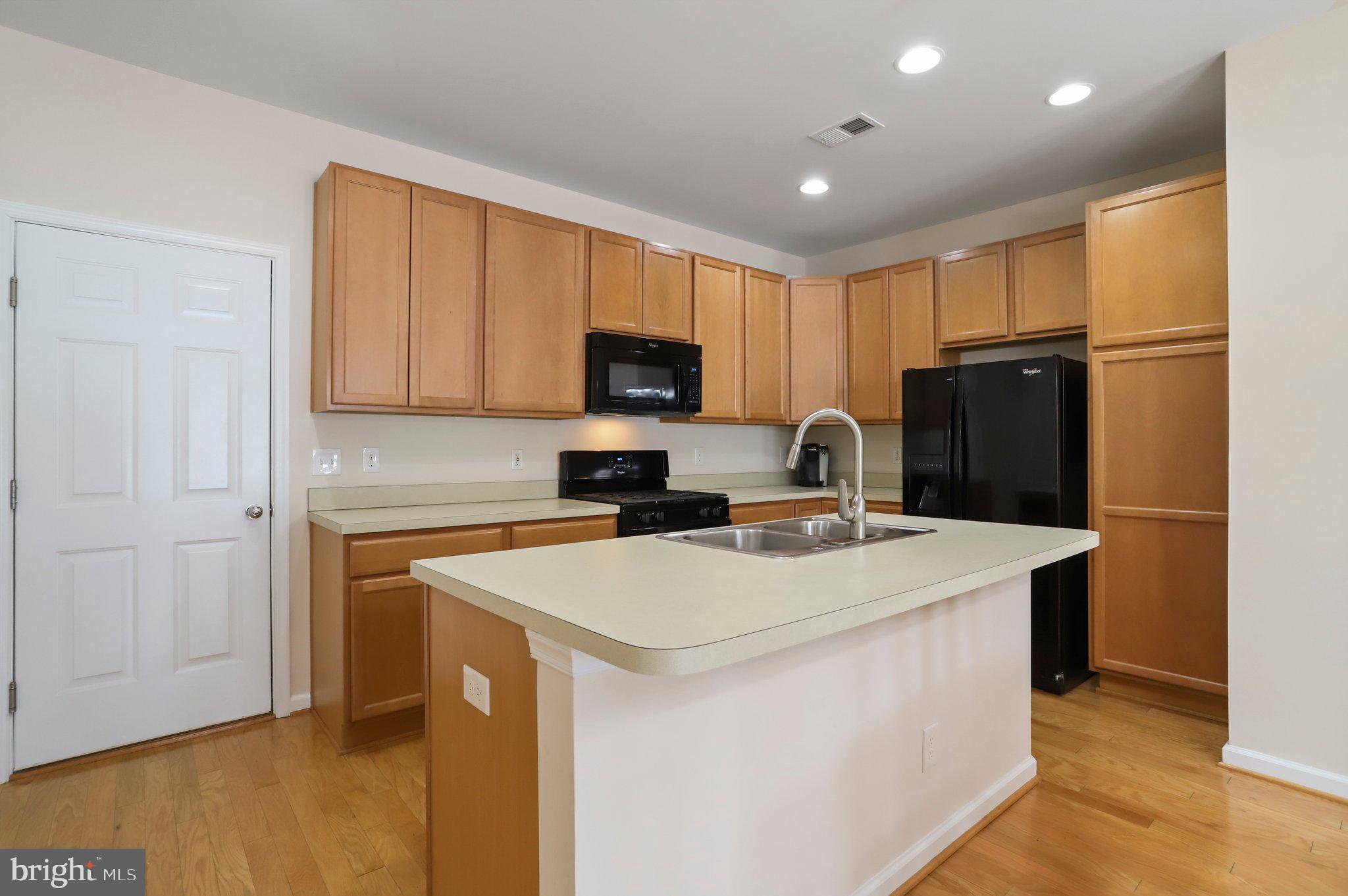 TOWNES AT GOOSE CREEK VILLAGE - Residential