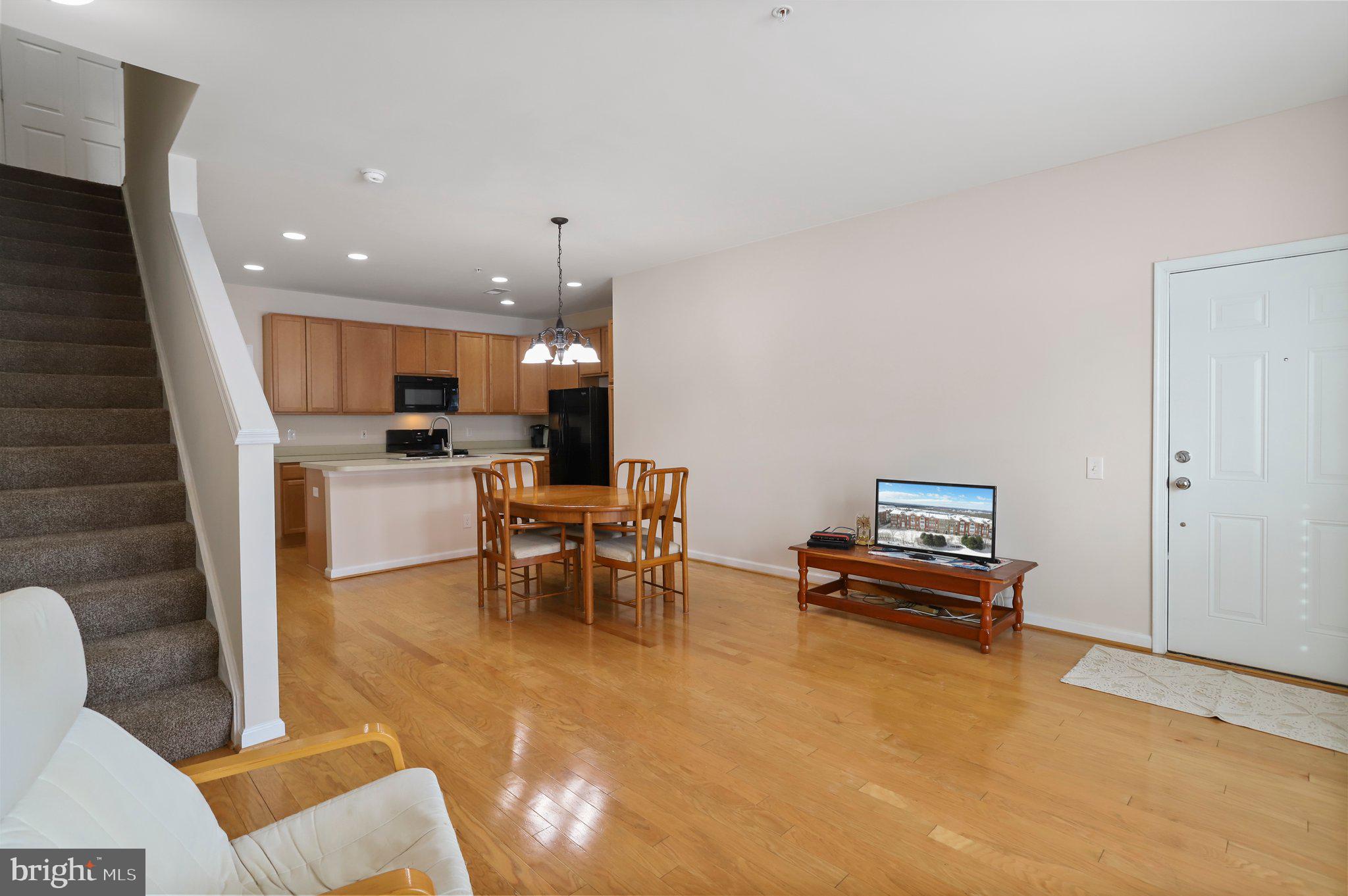 TOWNES AT GOOSE CREEK VILLAGE - Residential
