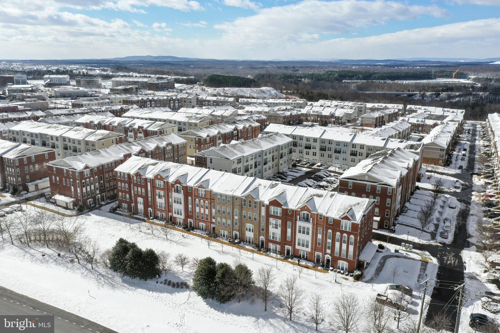 TOWNES AT GOOSE CREEK VILLAGE - Residential