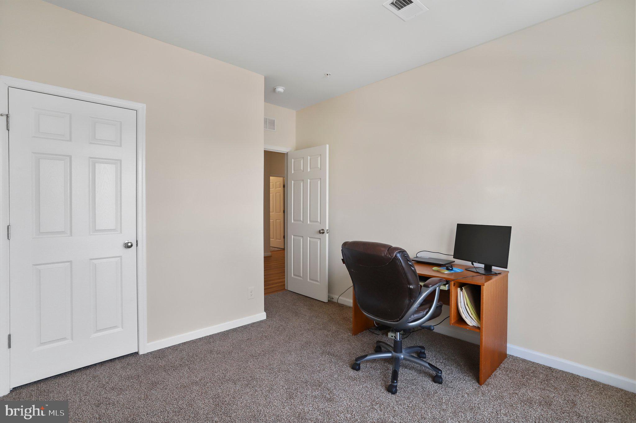 TOWNES AT GOOSE CREEK VILLAGE - Residential
