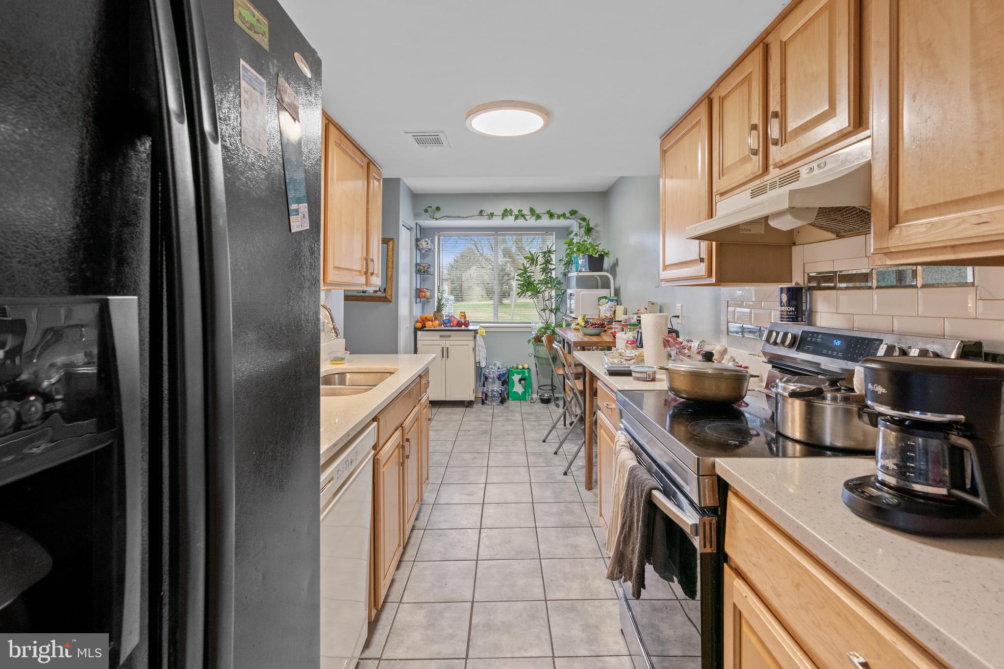 MARYLAND PLACE - Residential