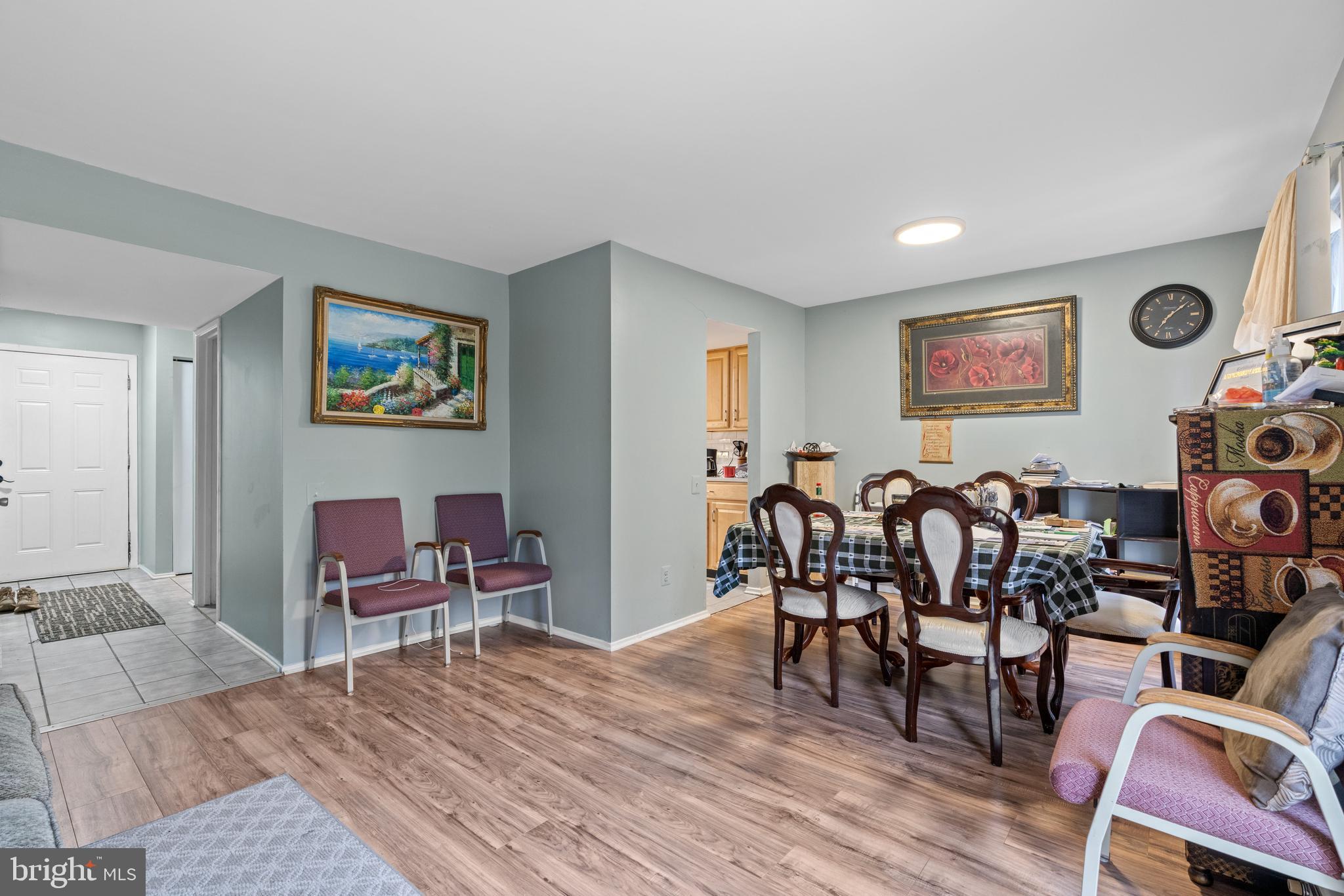 MARYLAND PLACE - Residential