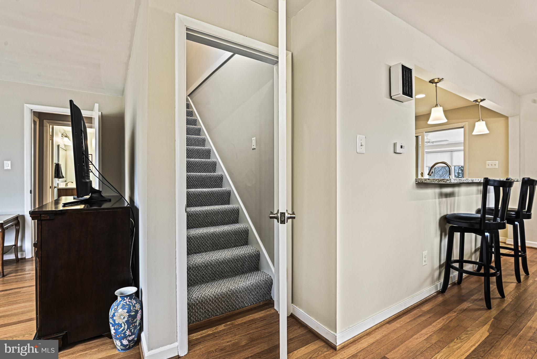 KENT GARDENS - Residential