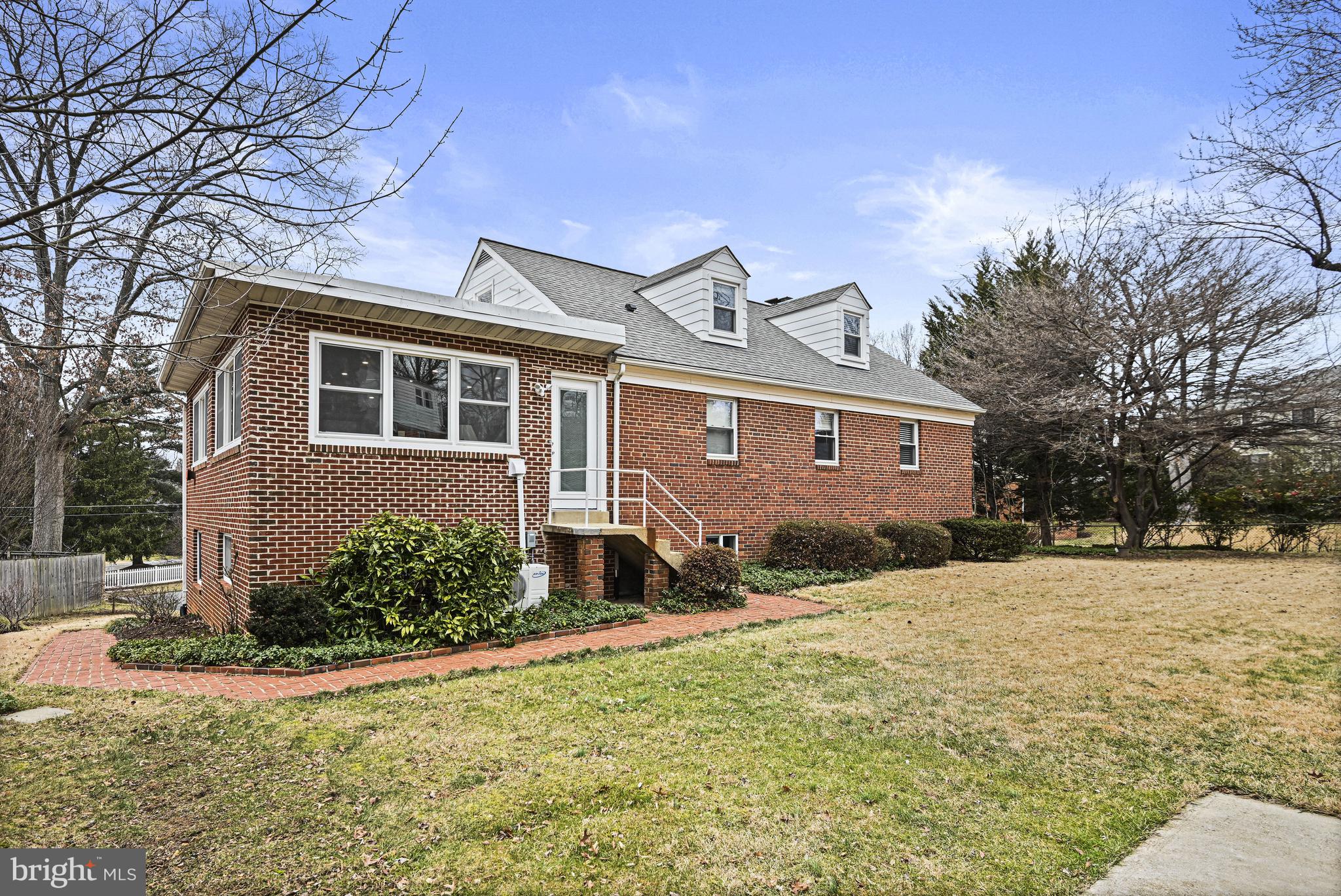 KENT GARDENS - Residential