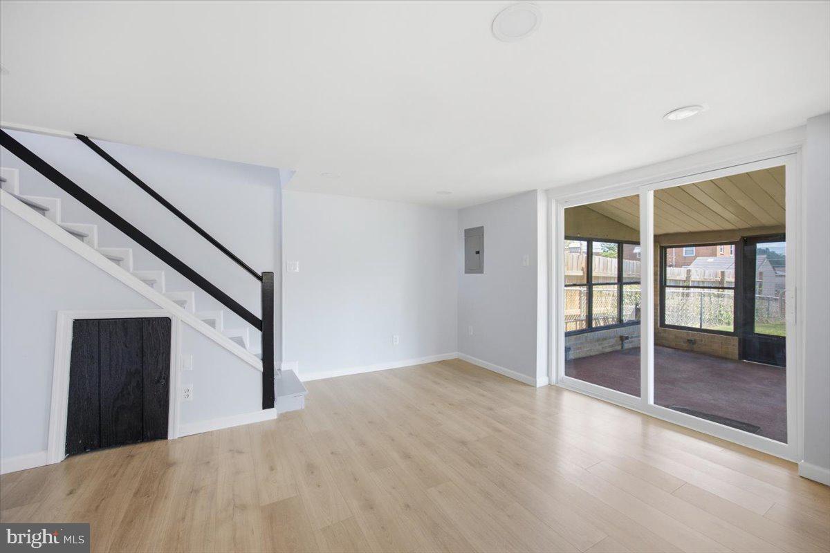 PINE VALLEY - Residential