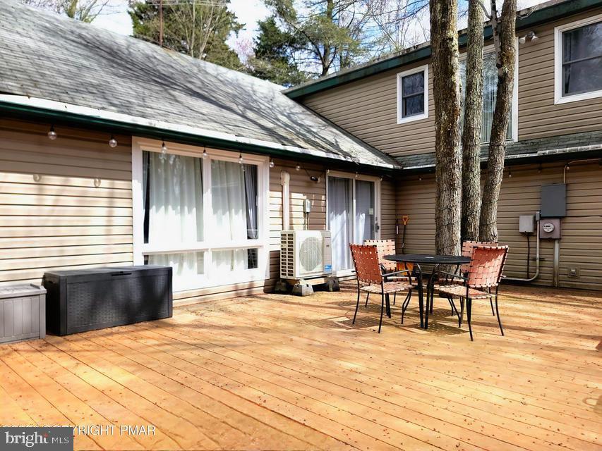 POCONO FARMS - Residential