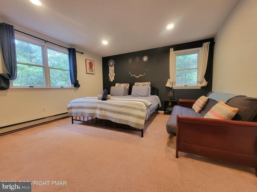POCONO FARMS - Residential